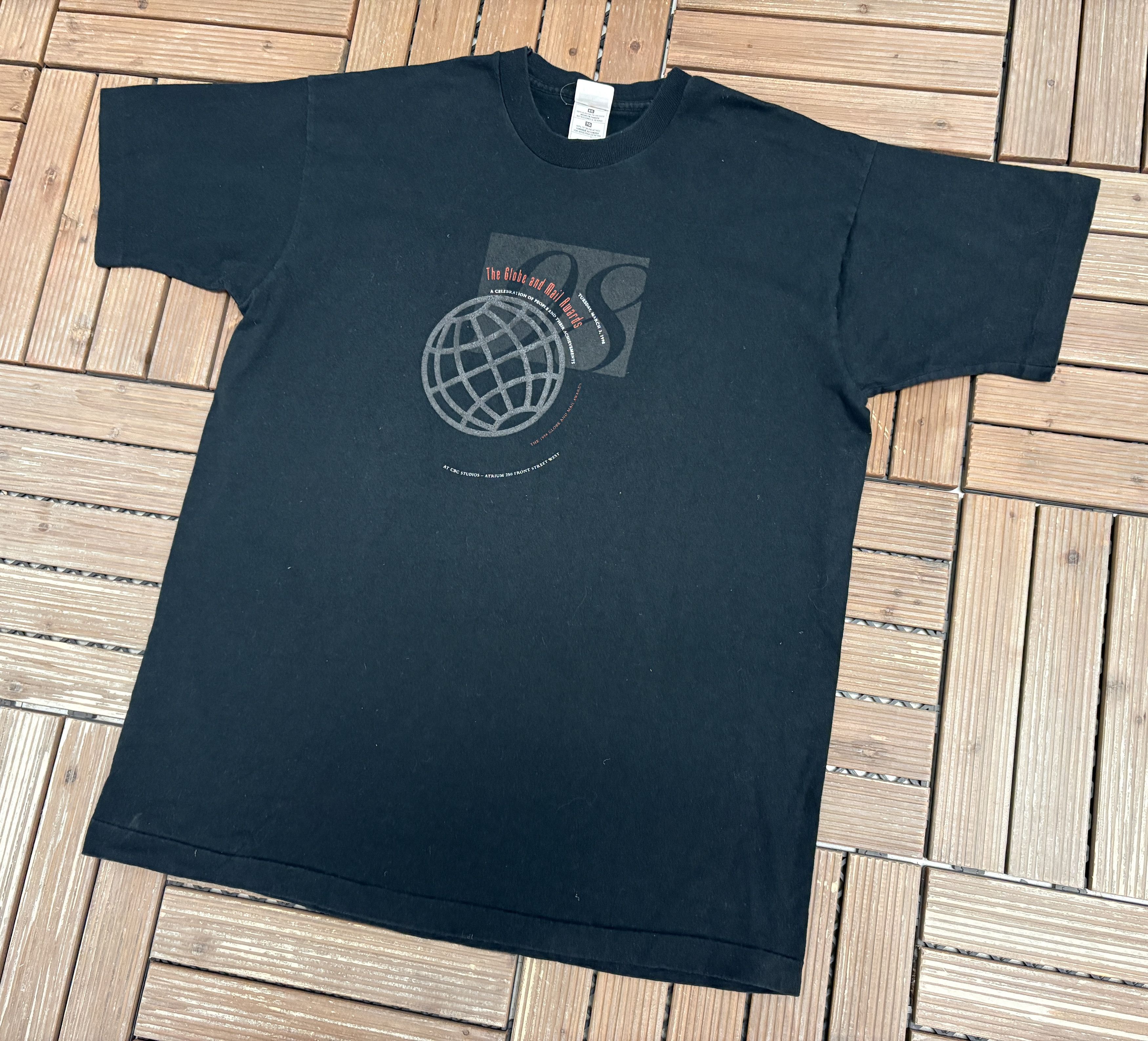 Vintage The Globe & Mail Awards 1998 Vintage Black Tee Size US XL / EU 56 / 4 - 3 Thumbnail