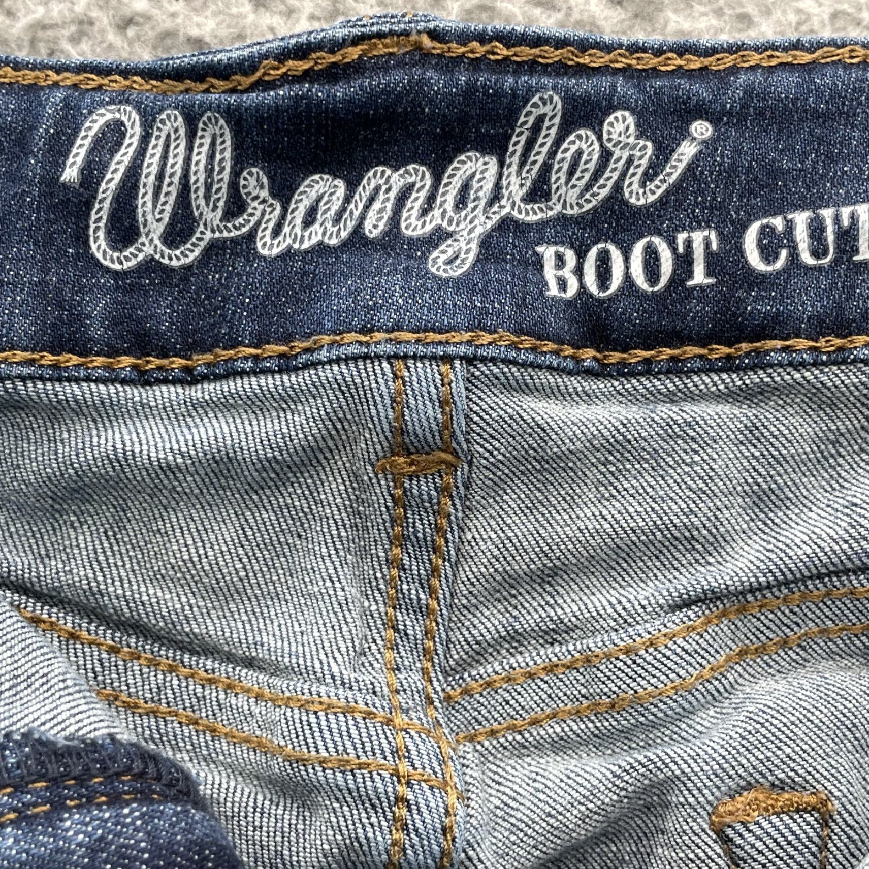 Wrangler Wrangler Bootcut Jeans Women's 32x32 Workwear Western Y2k Cowgirl Rodeo 90s Jeans Blue Cotton Blend 5-Pocket Relaxed Mid Rise Women's Shoes? Size 24" / US 00 / IT 34 - 7 Thumbnail