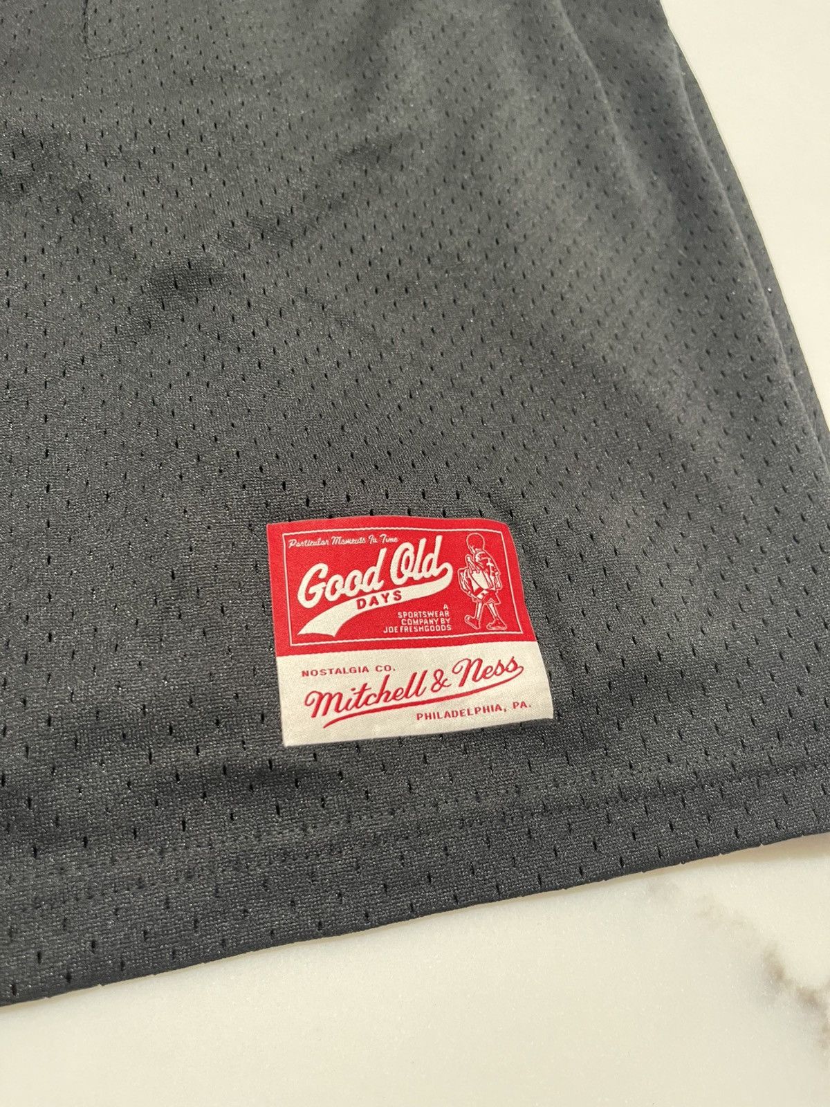 Mitchell & Ness Mitchell & Ness Throwback Charlotte Hornets Shorts Sz XXL NW Size US 42 / EU 58 - 5 Thumbnail