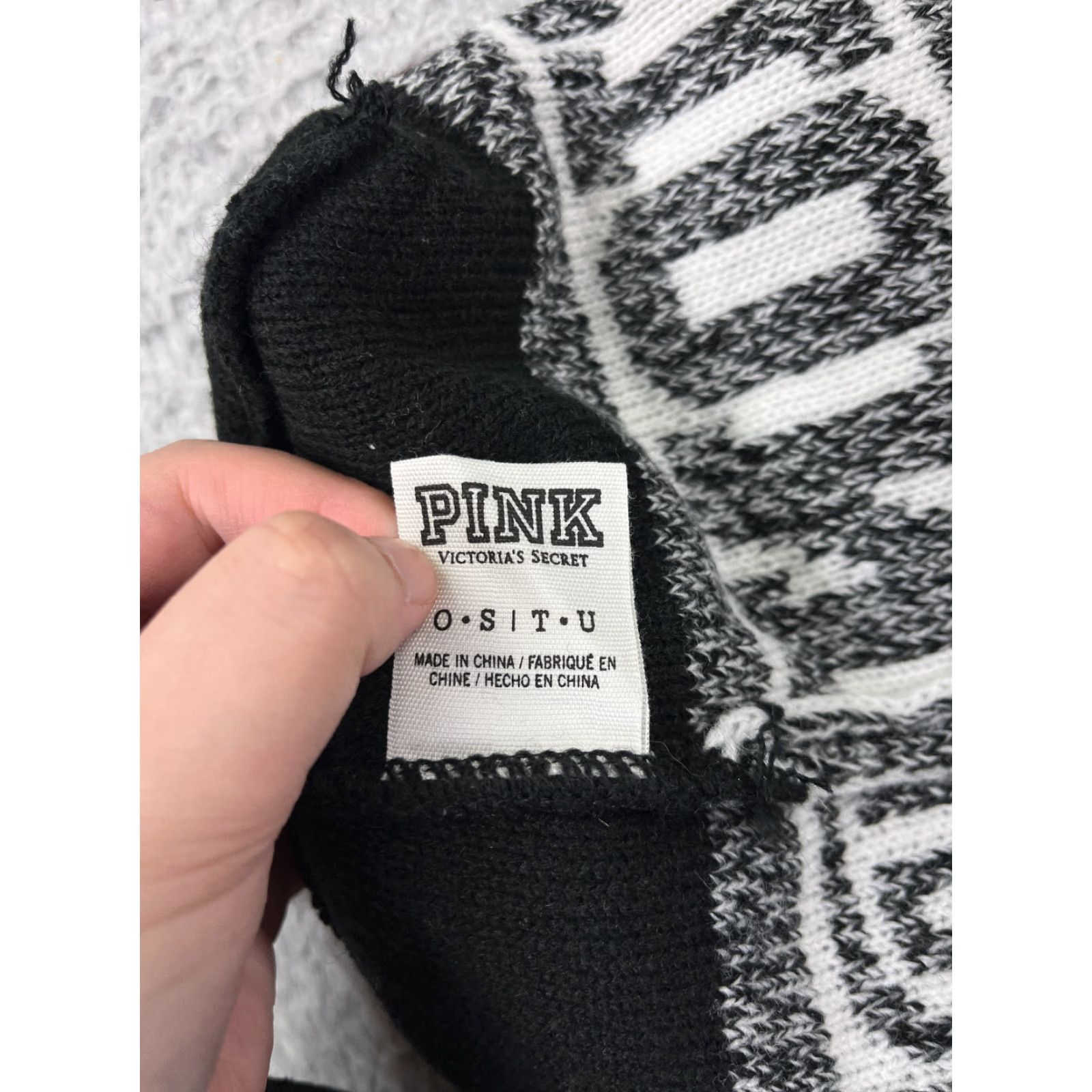 Victoria's Secret Victoria's Secret Beanie Adult One Size Black White Pom PINKNATION Acrylic Size ONE SIZE - 7 Thumbnail