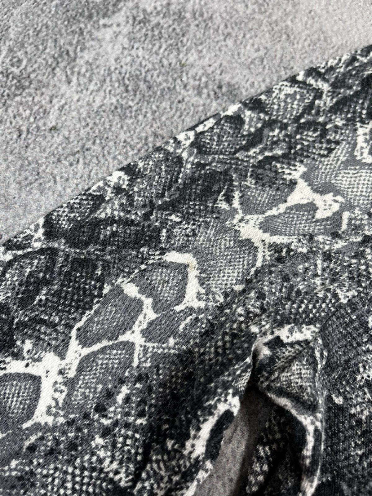 Other Vintage Y2K Japanese crocodile longsleeve turtleneck 2000s Size M / US 6-8 / IT 42-44 - 7 Thumbnail