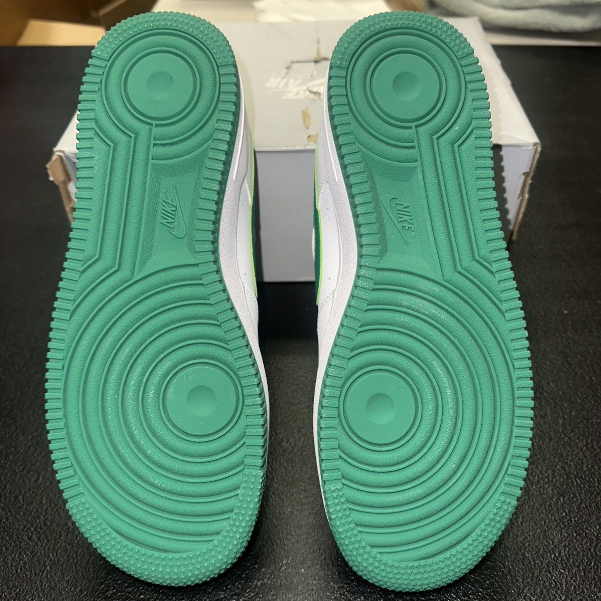 Nike Size 8W (6.5Y) - Nike Air Force 1 GS “White Malachite" Size US 8 / IT 38 - 5 Thumbnail