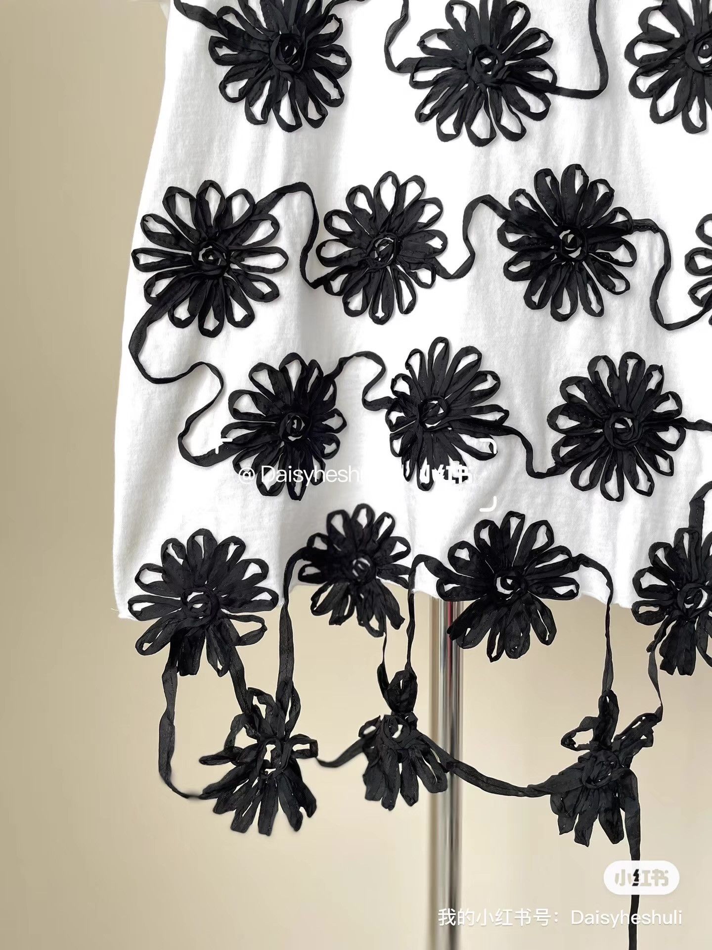 Comme des Garcons Comme des Garçons Unique Short Sleeve T-shirt。 Ｑ24 Size S / US 4 / IT 40 - 2 Thumbnail