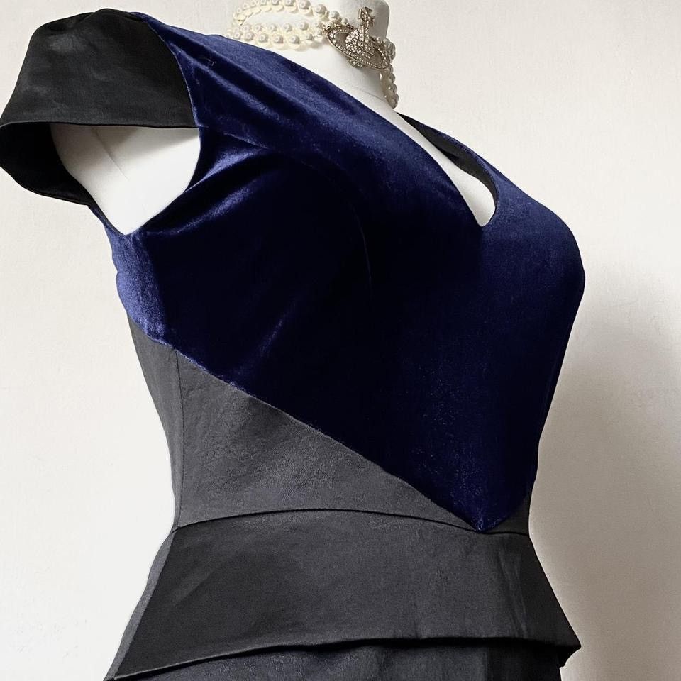 Vintage Maxi satin dress with velvet corset details Size S / US 4 / IT 40 - 4 Thumbnail