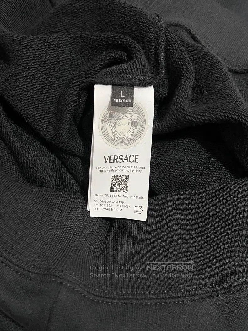 Versace Versace Black cotton back pattern Medusa pattern sweatshir Size US L / EU 52-54 / 3 - 7 Thumbnail