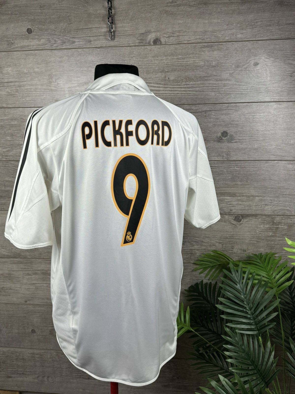 ADIDAS REAL MADRID SOCCER JERSEY VINTAGE 2004 #9 PICKFORD