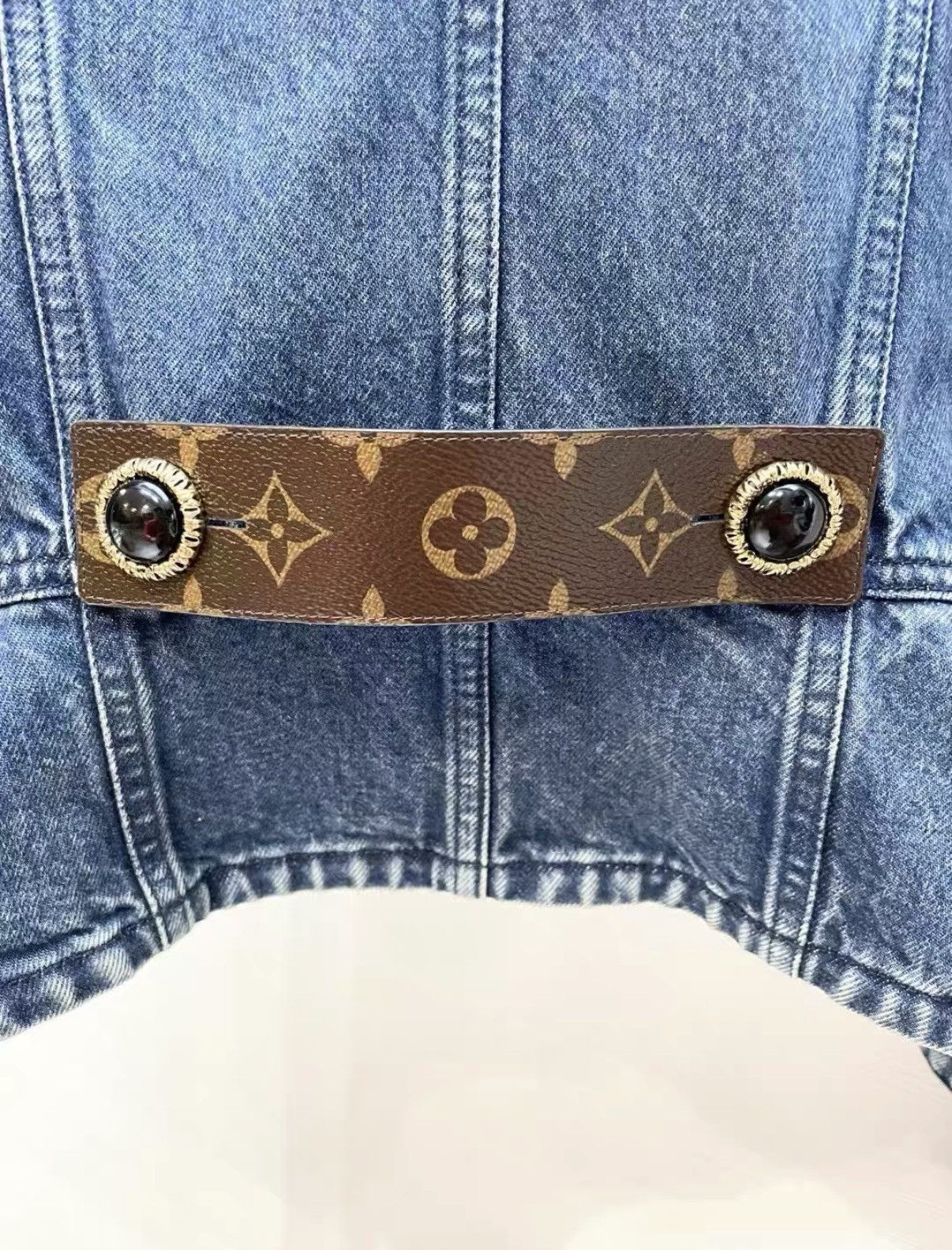 Louis Vuitton Louis Vuitton Classic Monogram Leather Trim Denim Jacket J33 Size S / US 4 / IT 40 - 5 Thumbnail