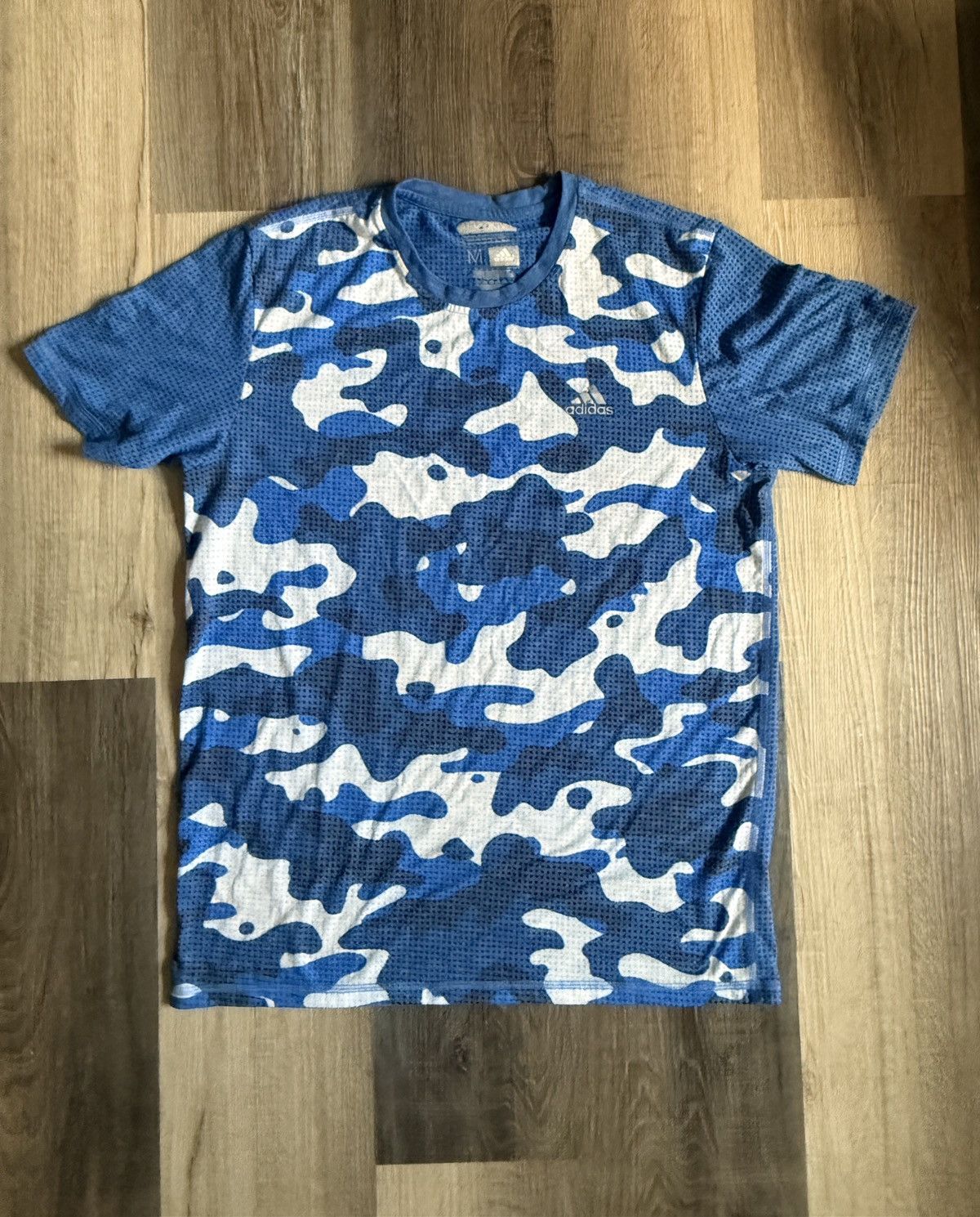 Adidas Adidas Blue Camo Mesh Performance Shirt Men Athletic Gym Tee Size US M / EU 48-50 / 2 - 1 Thumbnail