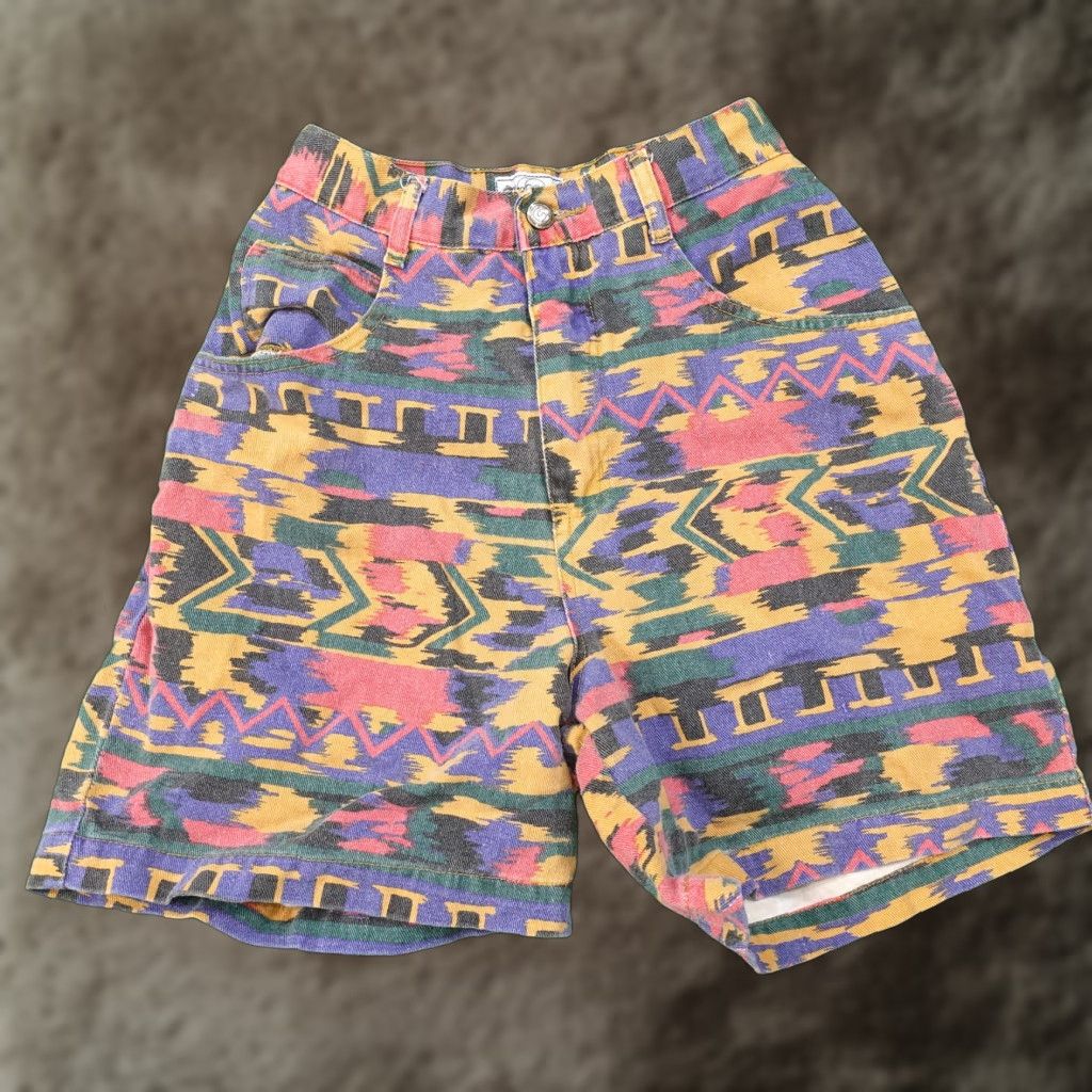 Oleg Cassini Oleg Cassini Vintage Aztec Print Denim Shorts Women’s Size 6/24 Casual Summer Fashion Size 28" / US 6 / IT 42 - 1 Thumbnail