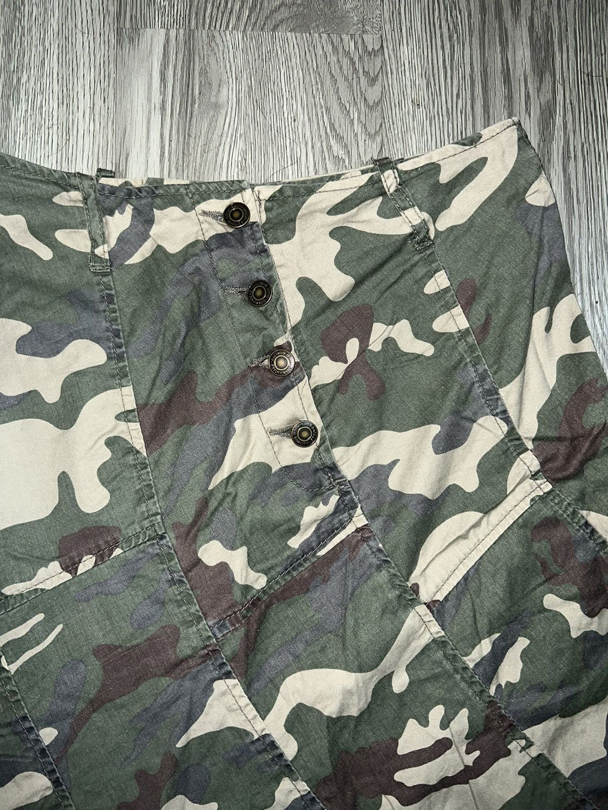 Japanese Brand Camo mermaid long skirt🧜🏻‍♀️ Size 27" / US 4 / IT 40 - 4 Thumbnail