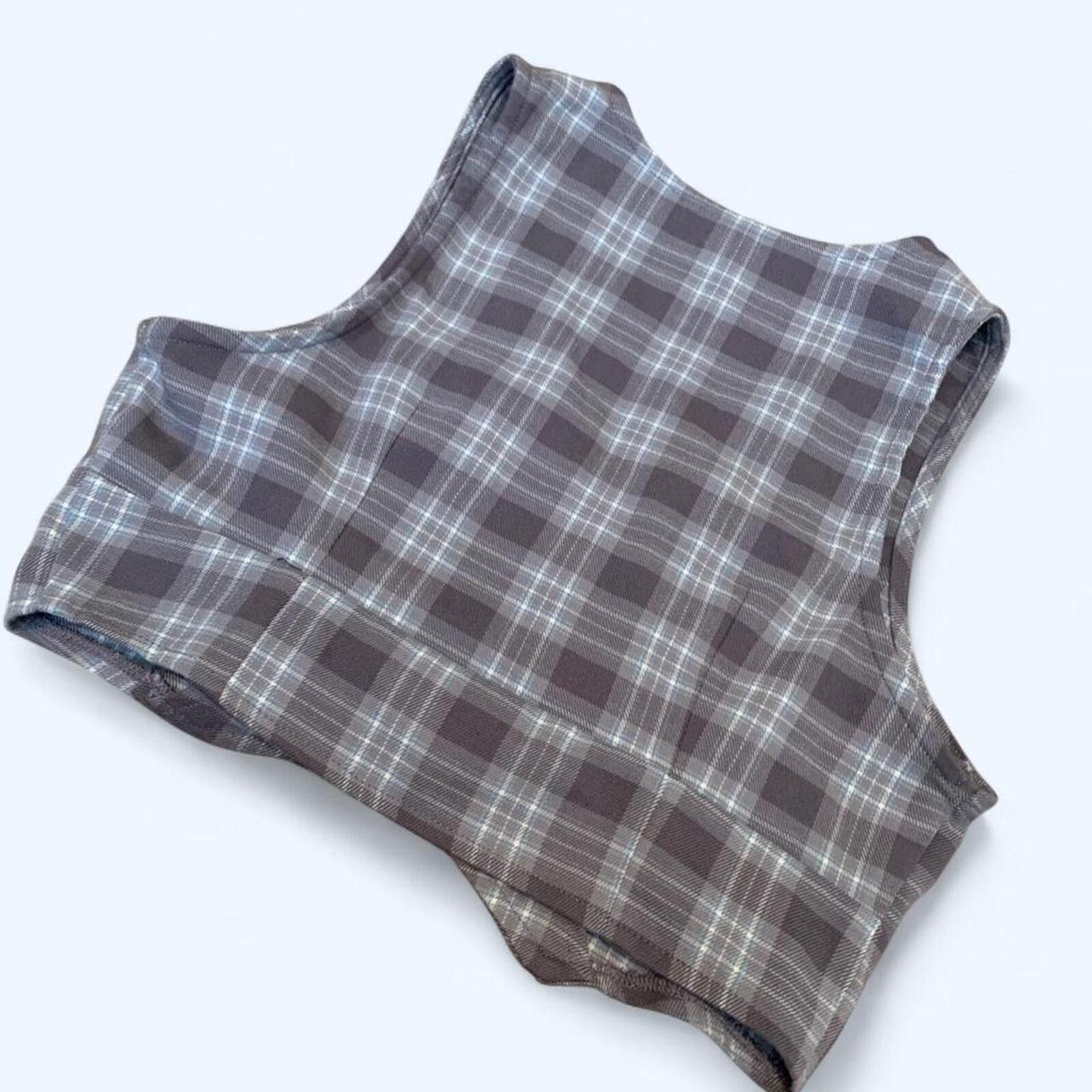 Aeropostale Cropped button up plaid fitted vest, by Aeropostale. Size S / US 4 / IT 40 - 3 Thumbnail