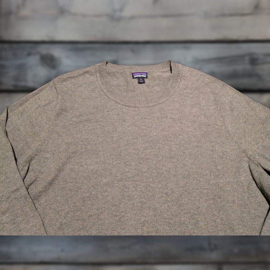 Patagonia VINTAGE Patagonia Womens Andri Pullover Crewneck Sweater XL Olive Knit Solid Logo Regular Mens Womens? Size XL / US 12-14 / IT 48-50 - 1 Thumbnail