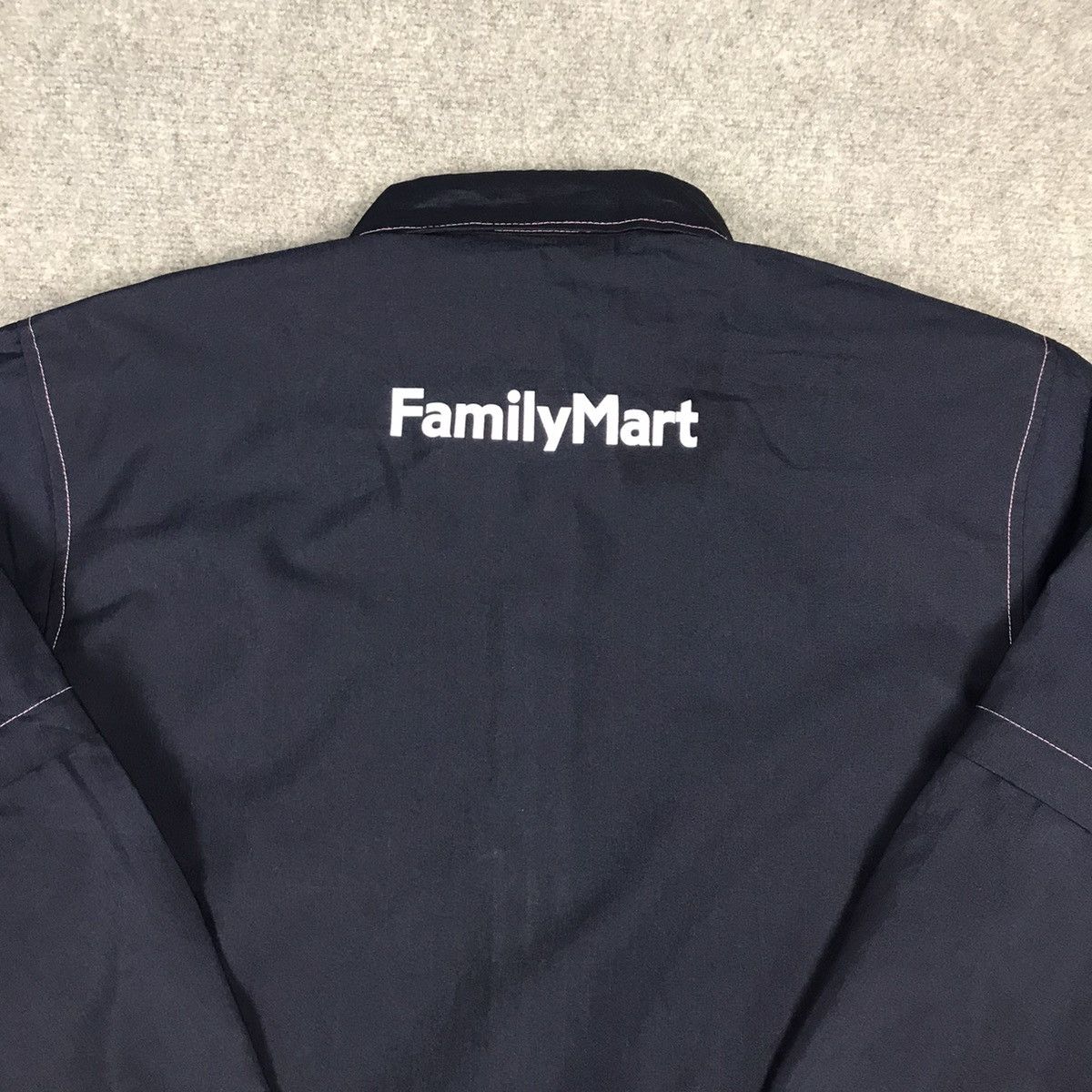 Japanese Brand Family Mart Uniform Japan zip jacket Size US M / EU 48-50 / 2 - 7 Thumbnail