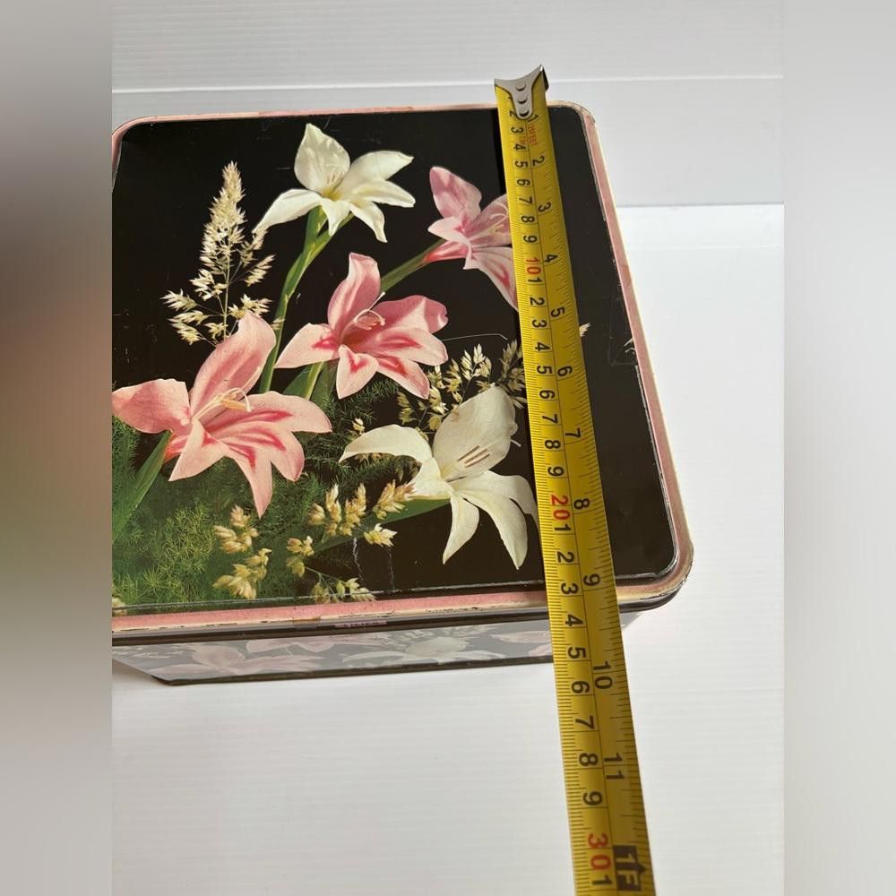 Designer Vintage square bi flower tin pink and black Size ONE SIZE - 6 Thumbnail