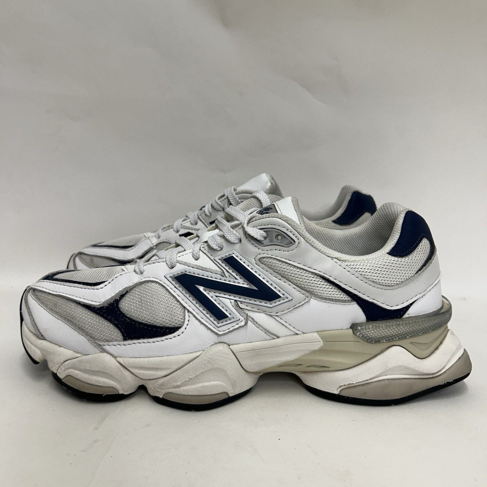 New Balance New Balance 9060 "White Navy” U9060VNB Size US 10.5 / EU 43-44 - 6 Thumbnail