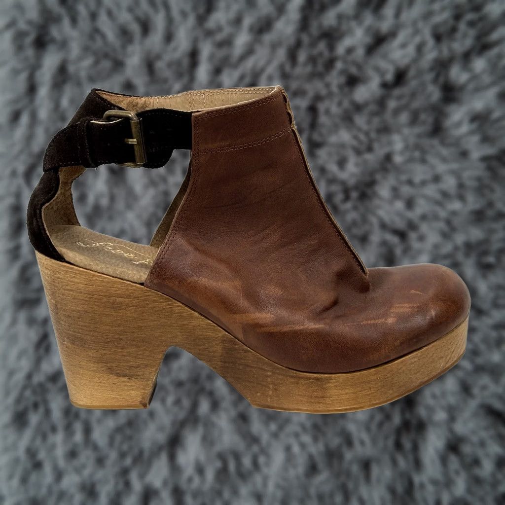 Free People Free People Amber Orchard Clog Brown Leather Wooden Heel Buckle 40 9.5 Boho Women Platform Heel Vintage NoN/A Size US 10 / IT 40 - 1 Thumbnail