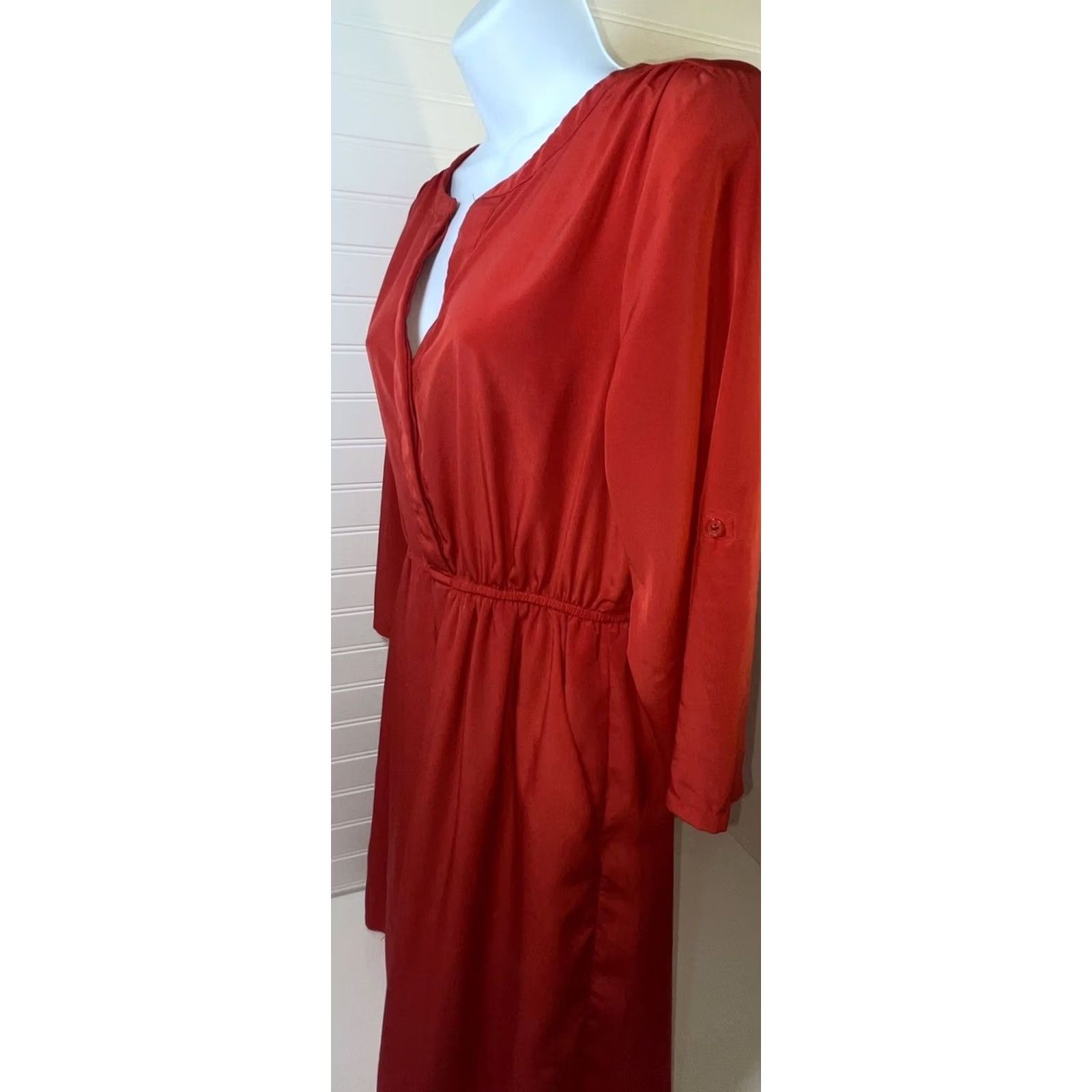Old Navy Old Navy Dress Women Medium Red Lined V Neck Button Up 3/4 Sleeves Elastic Waist Knee Length Dress Size M / US 6-8 / IT 42-44 - 7 Thumbnail