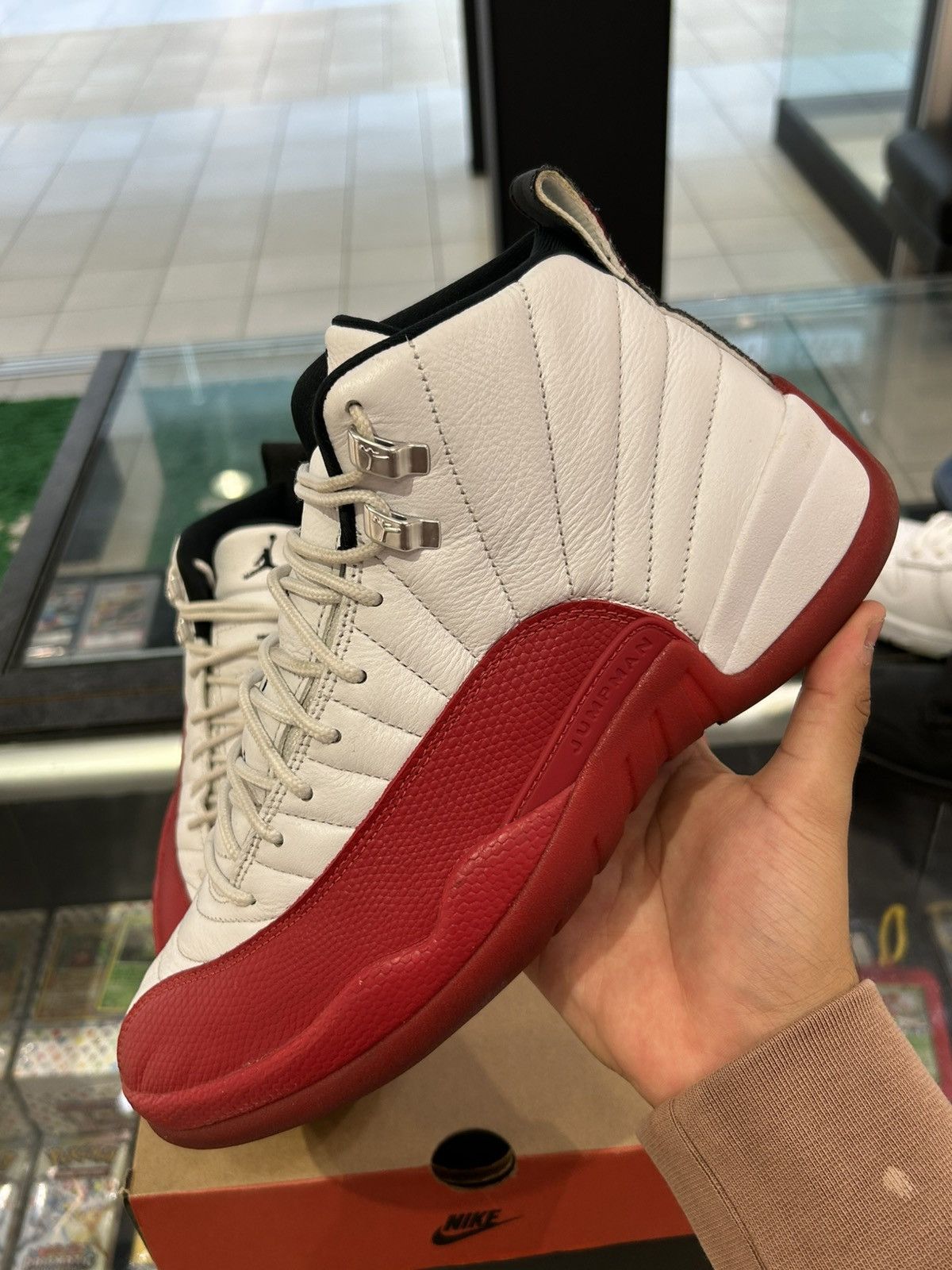 Jordan Brand Jordan 12 cherry Size US 9.5 / EU 42-43 - 2 Thumbnail