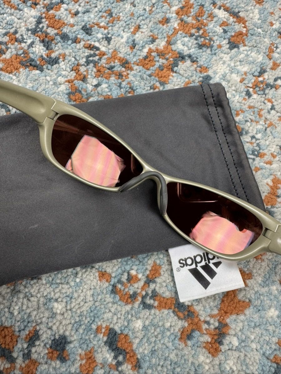 Adidas × Vintage Vintage 90s Adidas sleek fast raver sunglasses avant garde Size ONE SIZE - 7 Thumbnail