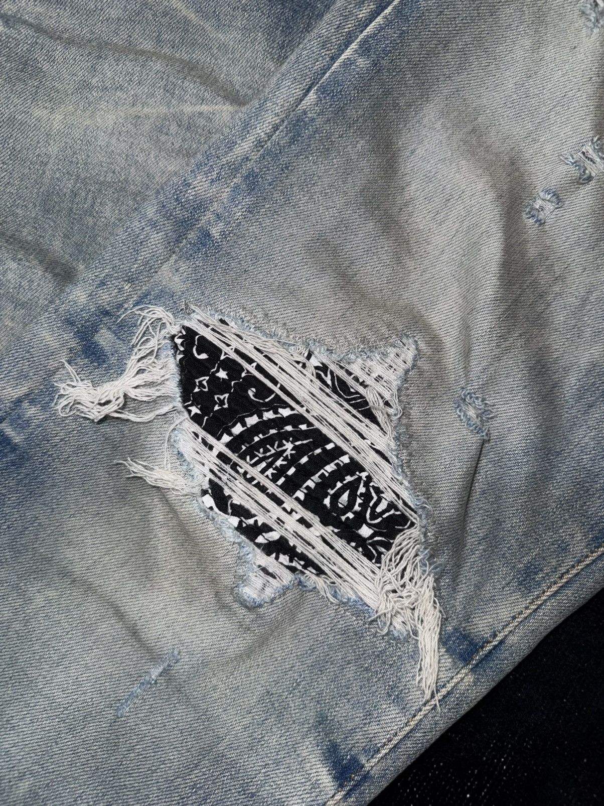 Amiri AMIRI MX1 BANDANA PATCH JEANS Size US 33 - 6 Thumbnail