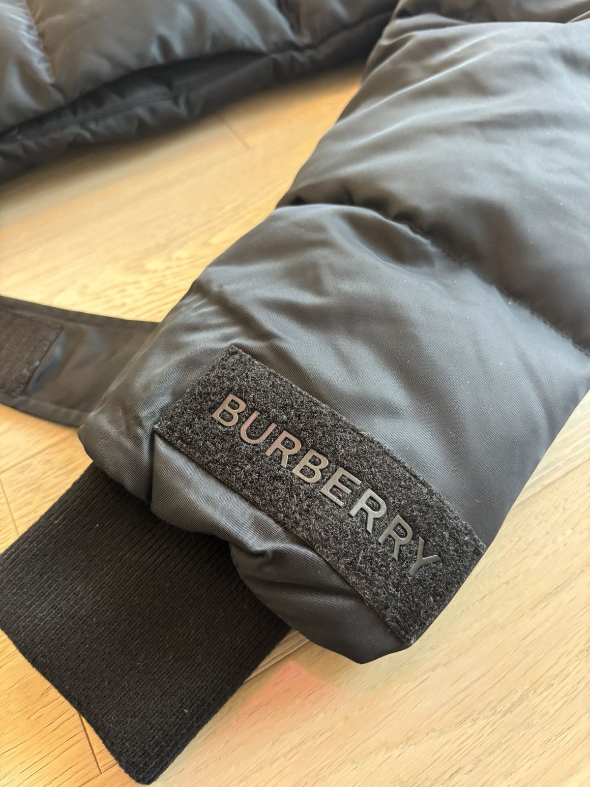 Burberry Burberry Women’s Hooded Long Padded Puffer Jacket Size Small Size S / US 4 / IT 40 - 6 Thumbnail
