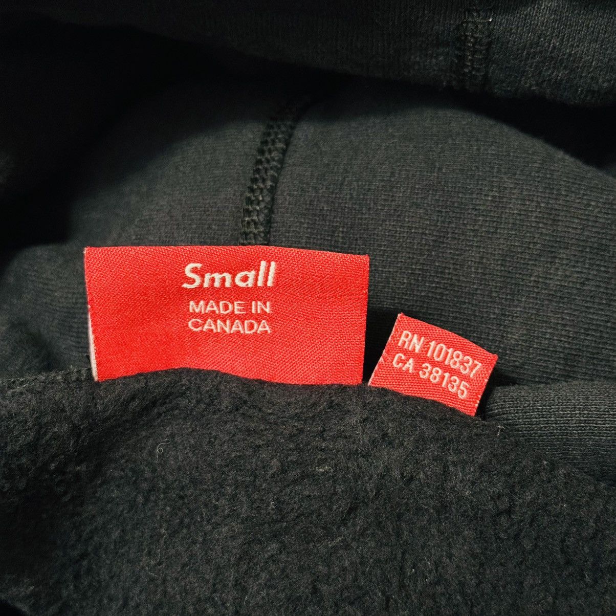 Supreme Supreme Micro Logo Hooded Sweatshirt Black S Size US S / EU 44-46 / 1 - 6 Thumbnail