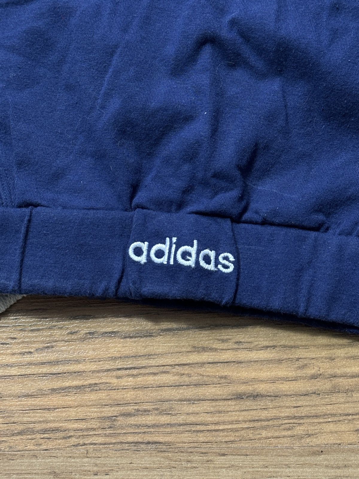Adidas × Vintage VINTAGE ADIDAS 2000s CROP TOP Size M / US 6-8 / IT 42-44 - 2 Thumbnail