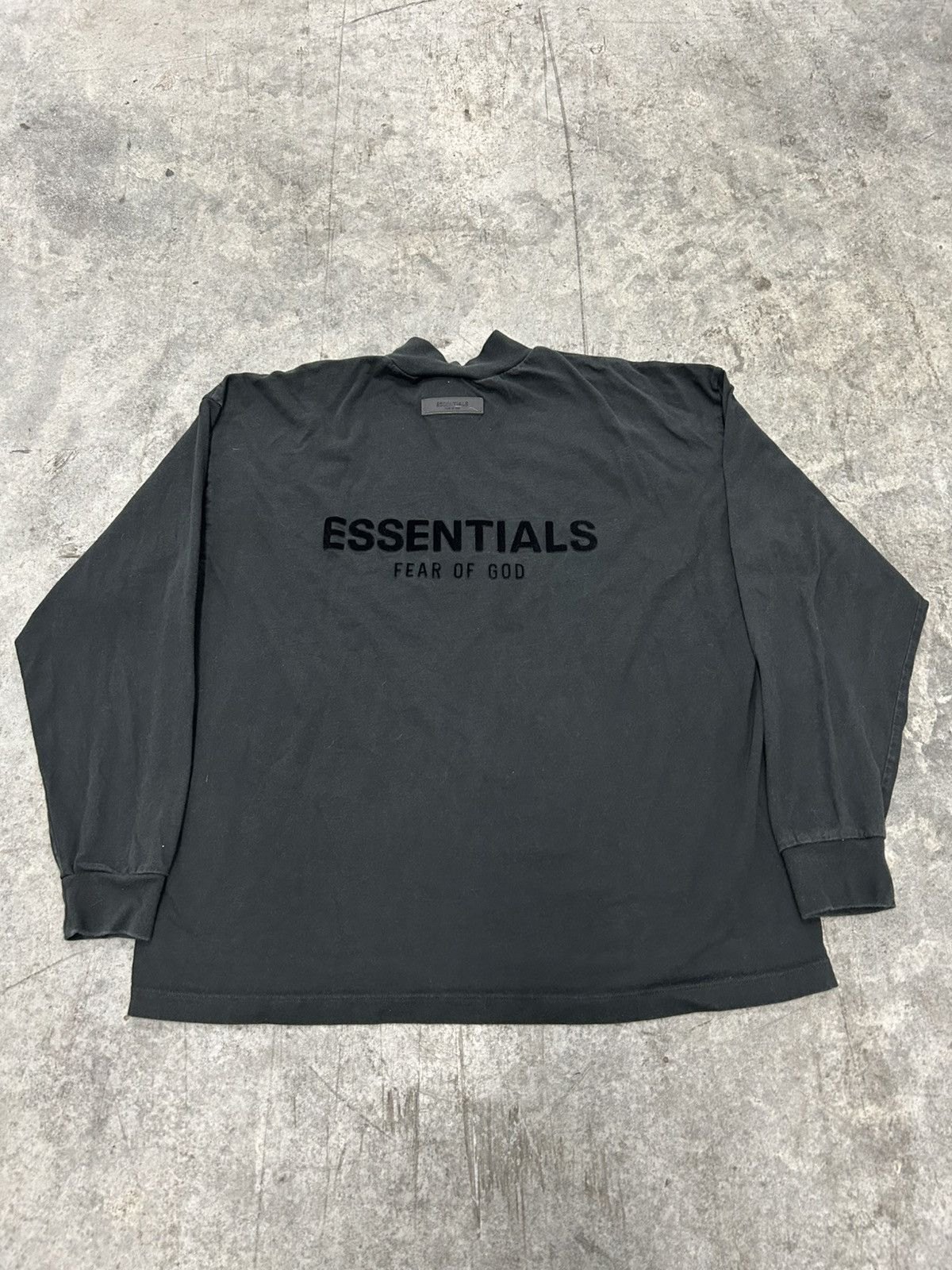 Fear of God Fear of God essentials long sleeve Size US M / EU 48-50 / 2 - 1 Thumbnail