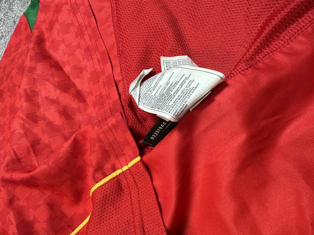Nike Vintage Nike Portugal Soccer Jersey Blokecore Rare USA Style Size US L / EU 52-54 / 3 - 6 Thumbnail
