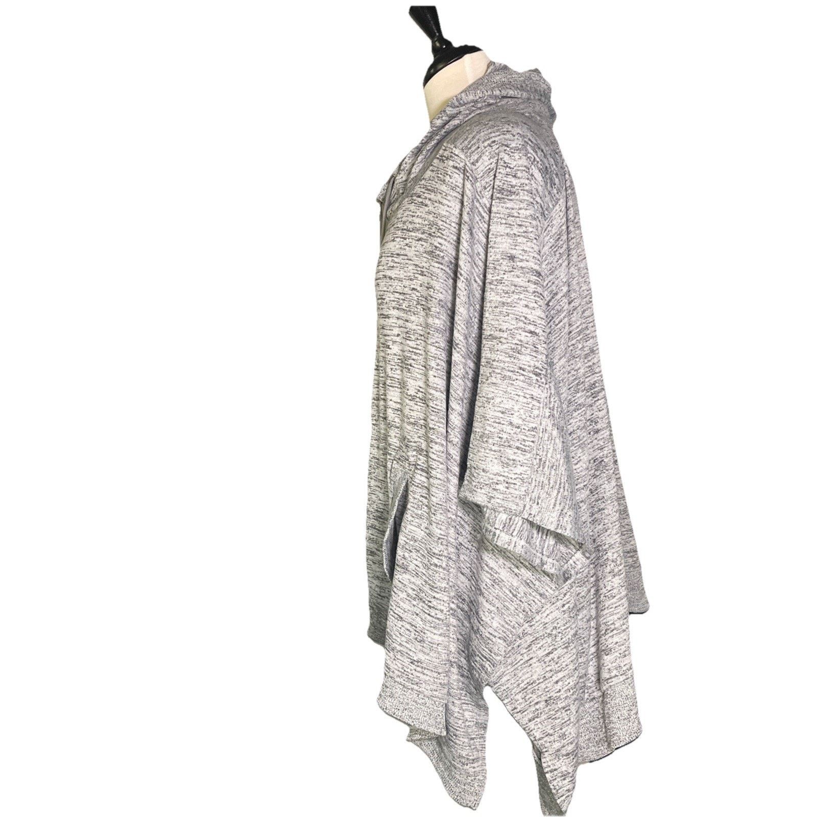 Athleta Athleta Blissful Poncho Medium Sweatshirt Hoodie Gray Size M / US 6-8 / IT 42-44 - 3 Thumbnail