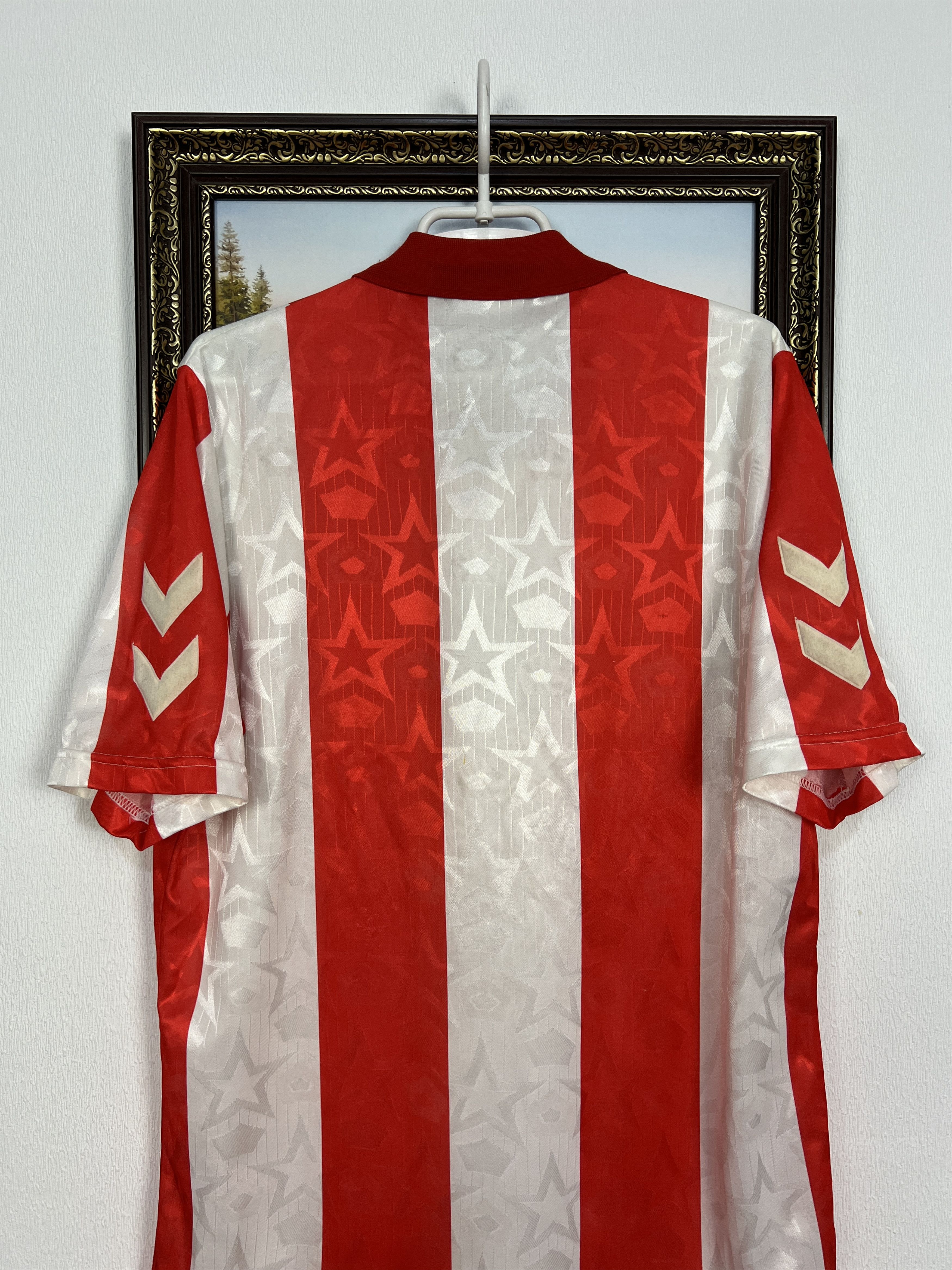 Hummel Red Star Belgrade 1992 Home Football Shirt Crvena Zvezda Size US L / EU 52-54 / 3 - 15 Thumbnail