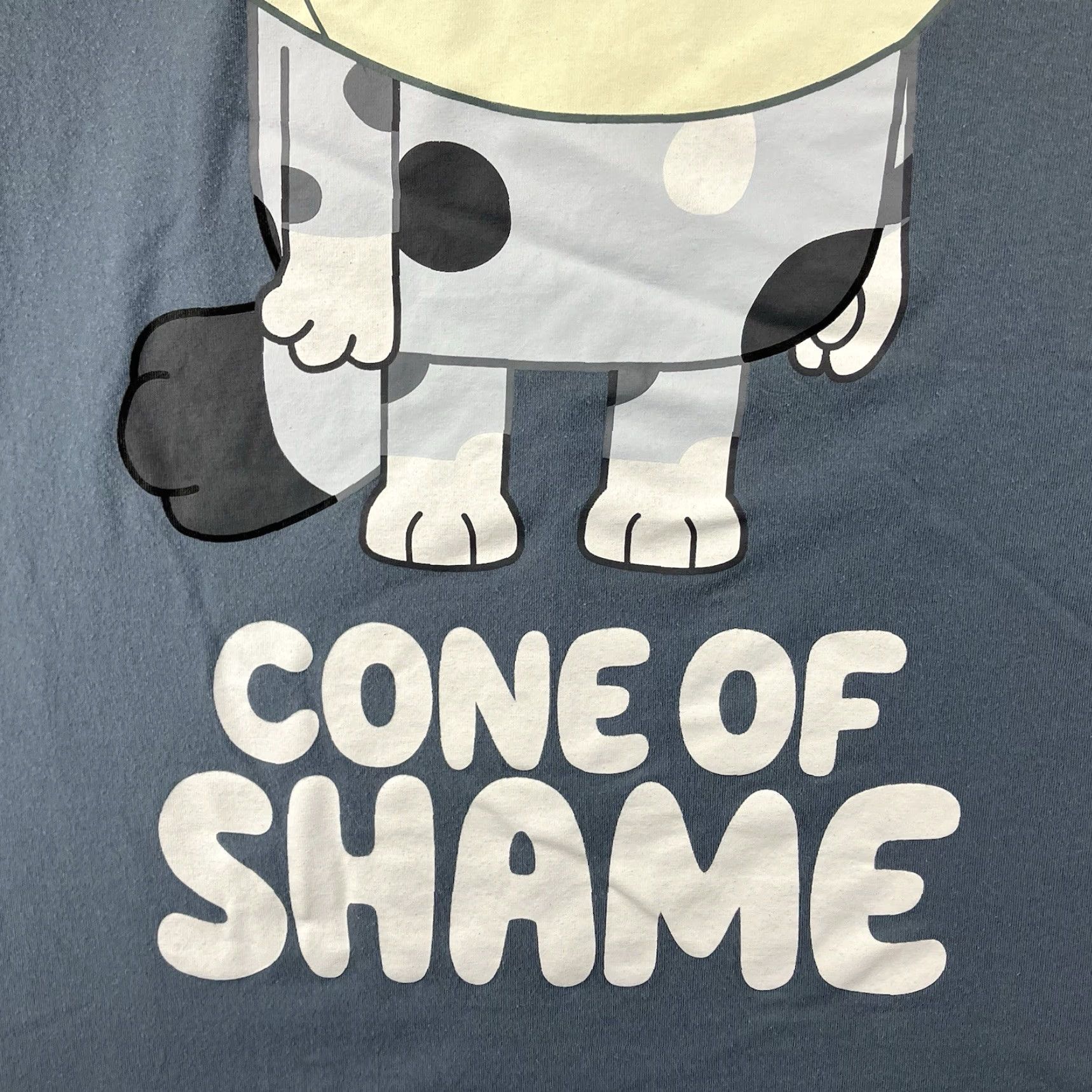 Vintage Bluey Women's T Shirt 2XL Front Funny Cone Of Shame Graphic Embroidered Sleeve Size XXL / US 16-18 / IT 52-54 - 6 Thumbnail