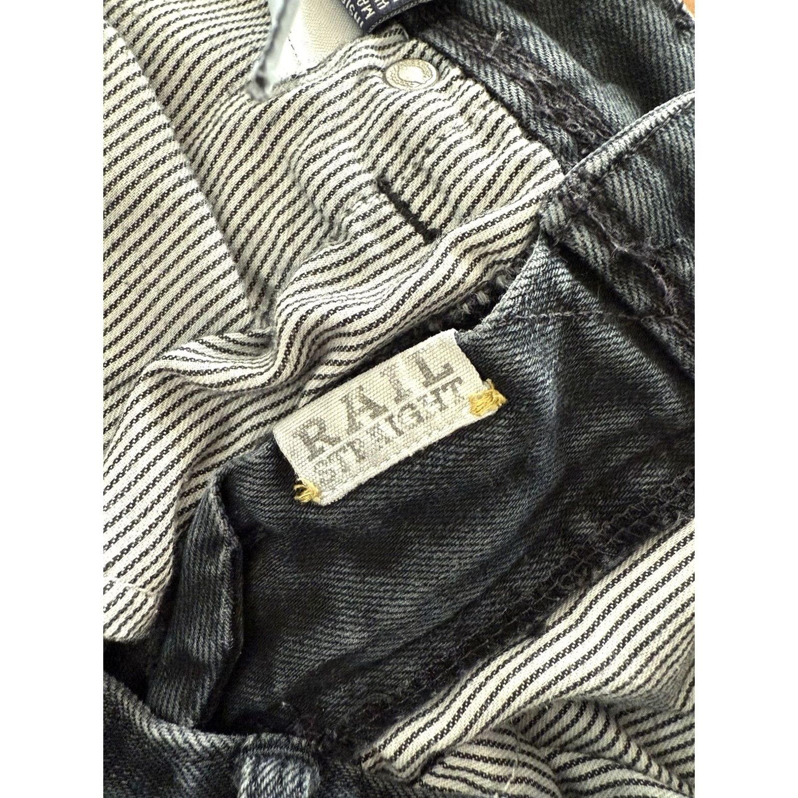 Madewell VINTAGE Madewell Rail Straight Jeans Women’s 25 Slim Black Denim 28x26 5-Pocket Logo Punk Rock 28 in Waist Women Size 42" / US 20 - 4 Thumbnail