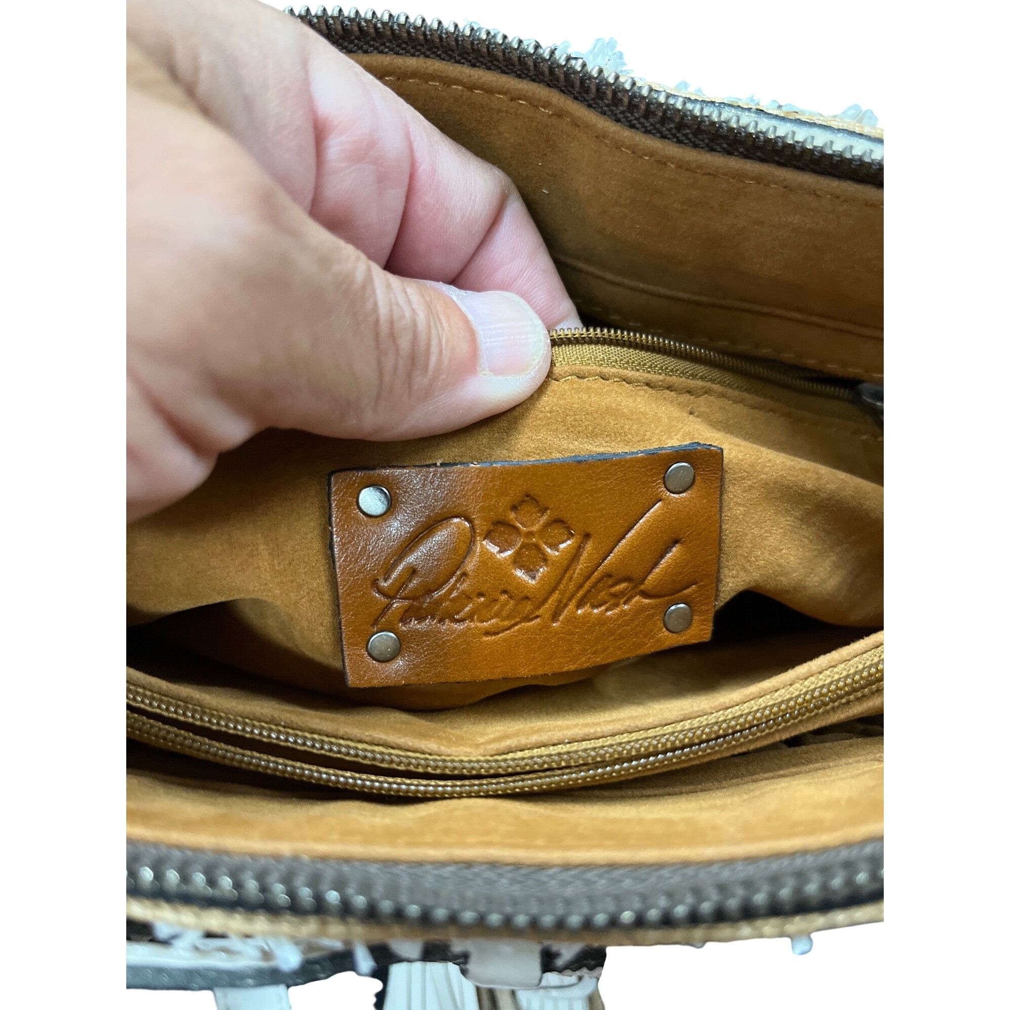Patricia Nash Patricia Nash Angela wms leather tan white tasseled hand sho Size ONE SIZE - 13 Thumbnail