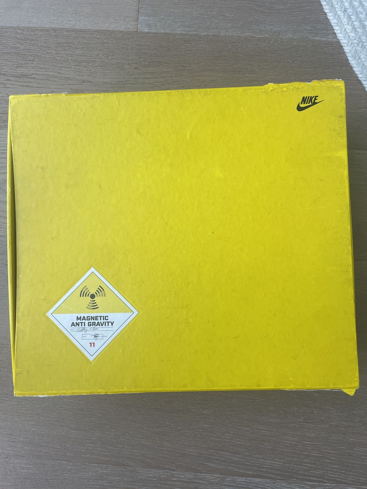 Nike Air Mags Box Air Mag Back Nike 2016 Schuhe Auto Lacing Nike Tenis Air  Mag, image size:1200x1600