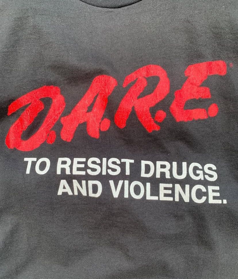 Vintage Vintage 90s D.A.R.E. “To Resist Drugs And Violence” dare Size US XL / EU 56 / 4 - 2 Thumbnail