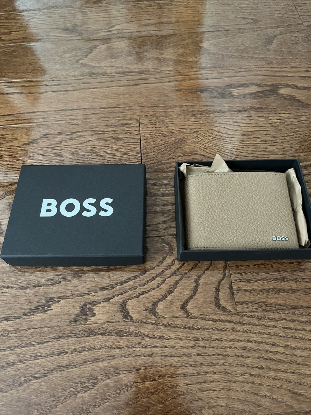Hugo Boss Tan Wallet