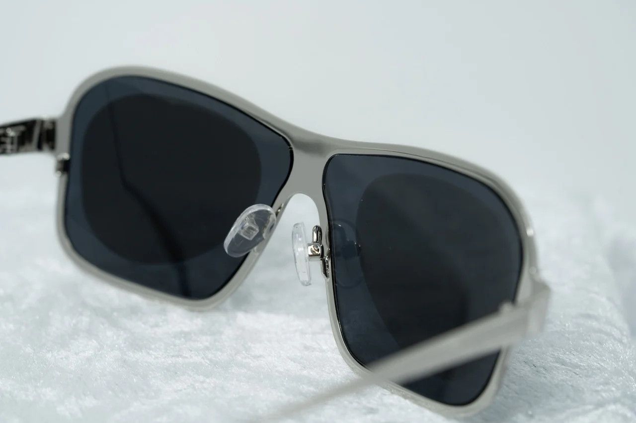 Raf Simons Raf Simons Sunglasses Rectangular Silver and Grey Size ONE SIZE - 6 Thumbnail