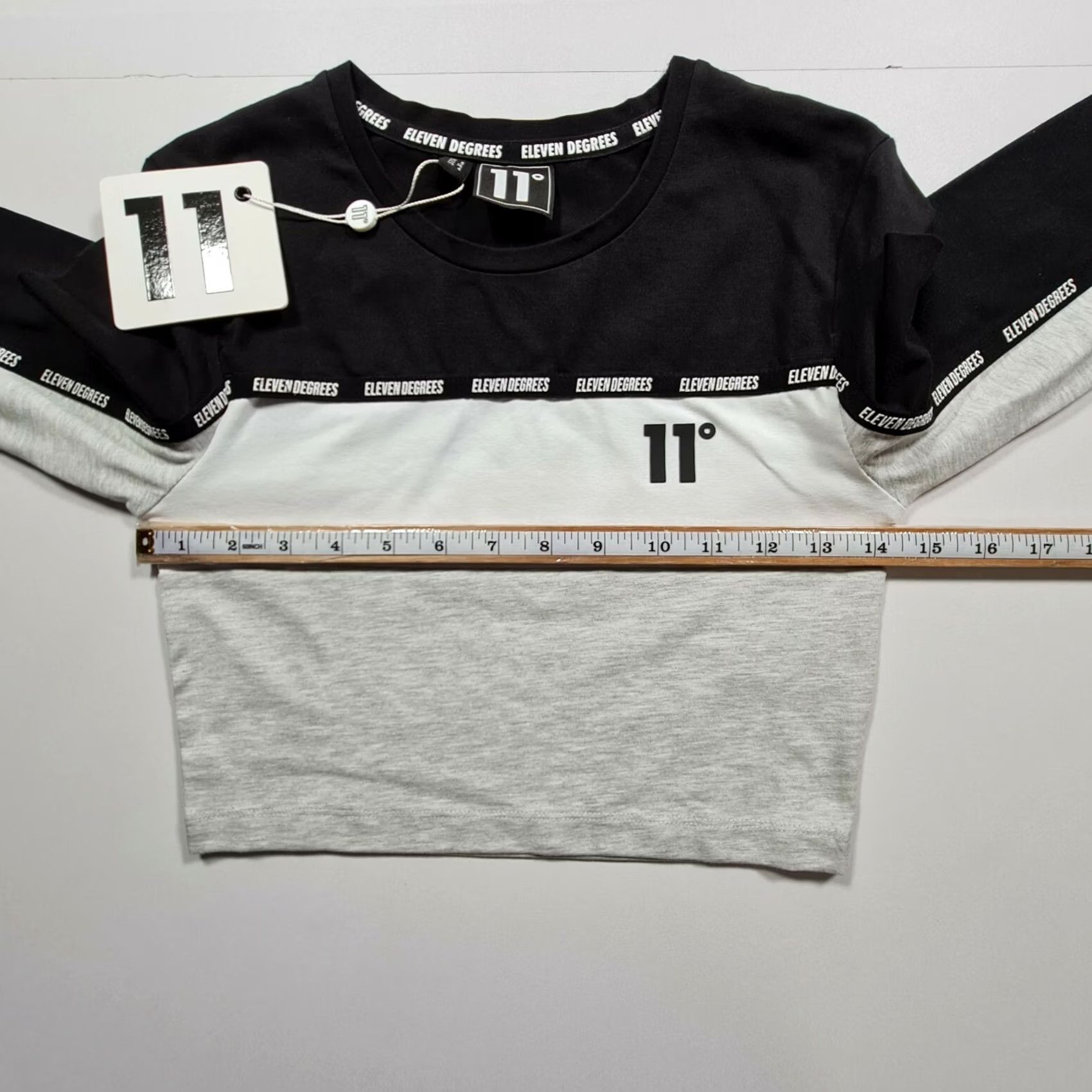Vintage 11 Degrees Womens T Shirt Cropped Crew Neck Long Sleeve Black Logo UK8 EUR36 Slim Cotton Elastane Jersey Casual Ladies XS-8 Womens Size M / US 6-8 / IT 42-44 - 5 Thumbnail
