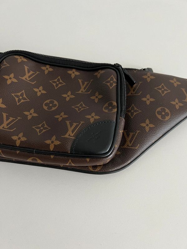 Louis Vuitton Louis Vuitton 2020 Monogram Belt Bag Size ONE SIZE - 4 Thumbnail