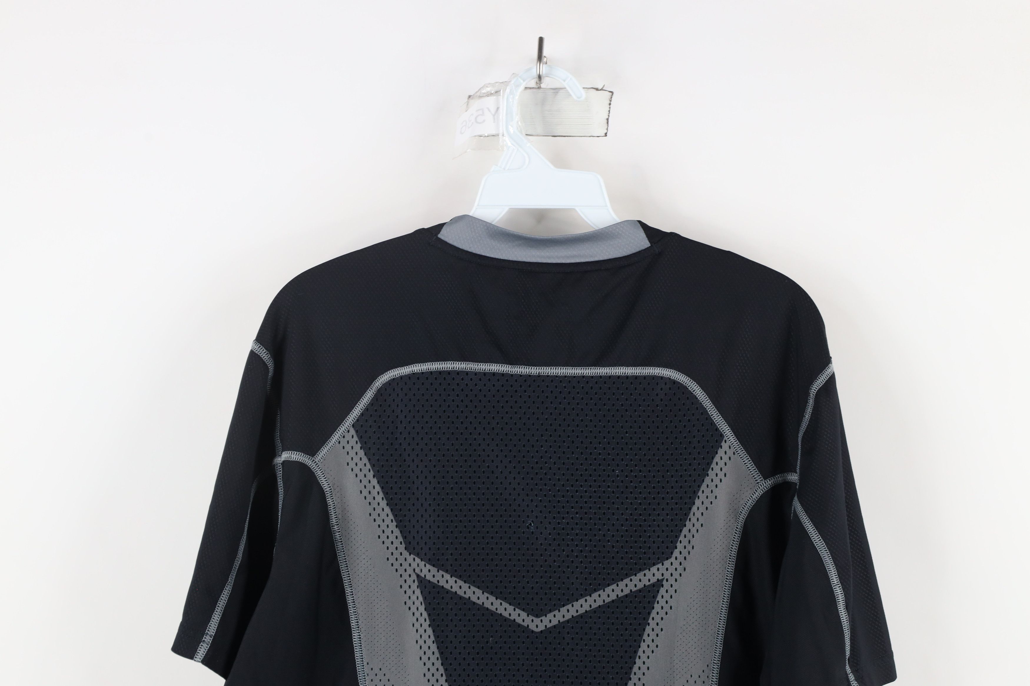 Nike × Vintage Nike Pro Compression Fitted Gym Training T-Shirt Black Size US L / EU 52-54 / 3 - 11 Thumbnail