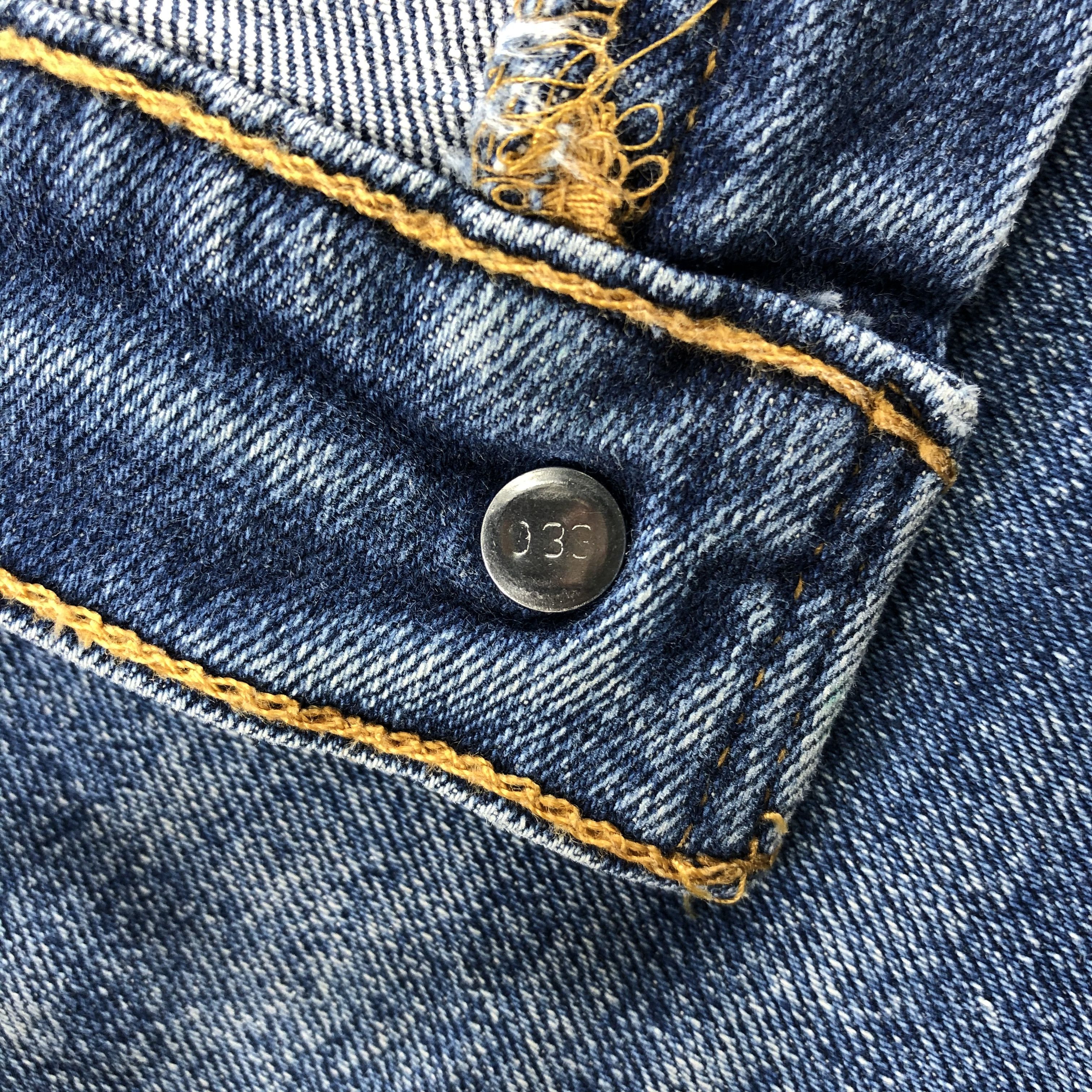 Levi's × Vintage Vintage 90s Blue Wash Levis 550 Jeans-JM1463 Size US 26 / EU 42 - 8 Thumbnail