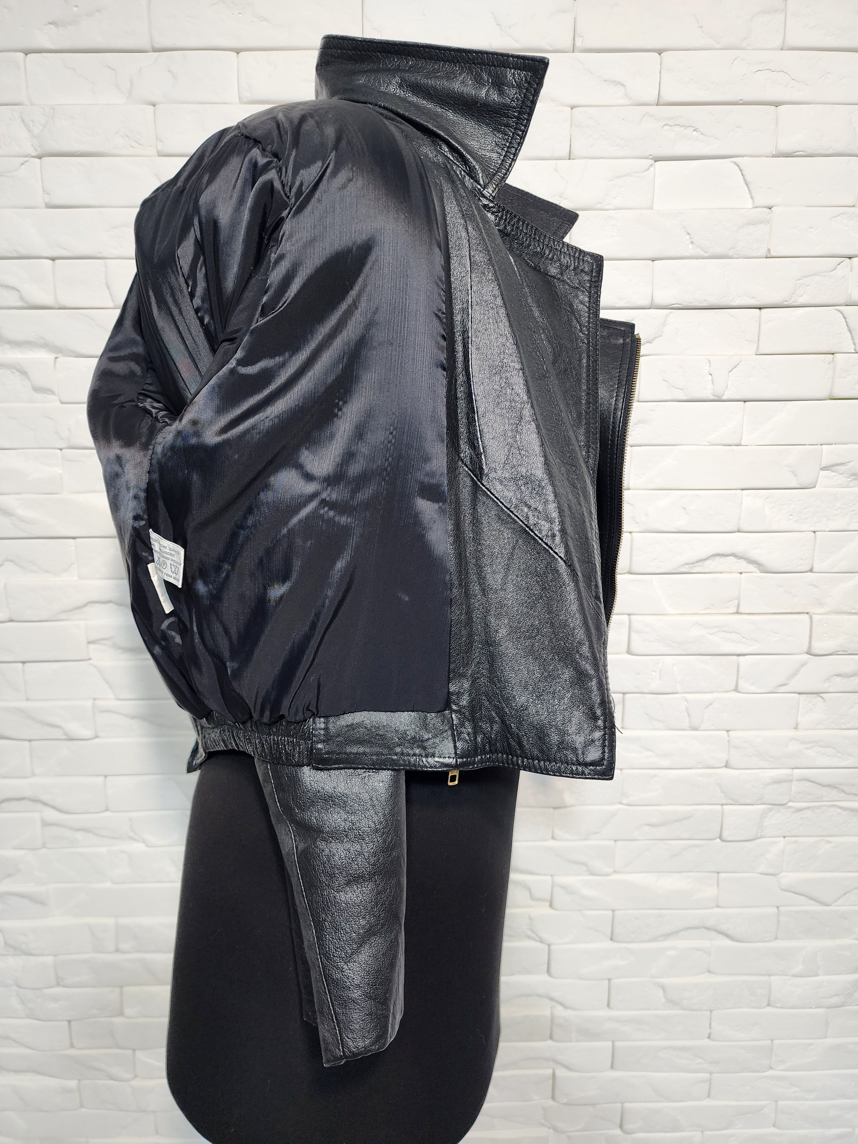Designer Vintage Black Leather Biker Jacket: Size L / US 10 / IT 46 - 10 Thumbnail