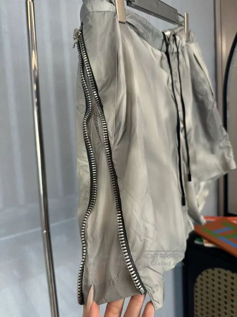 Balenciaga Balenciaga Gray Side-Zip Short Pants Size US 32 / EU 48 - 4 Thumbnail