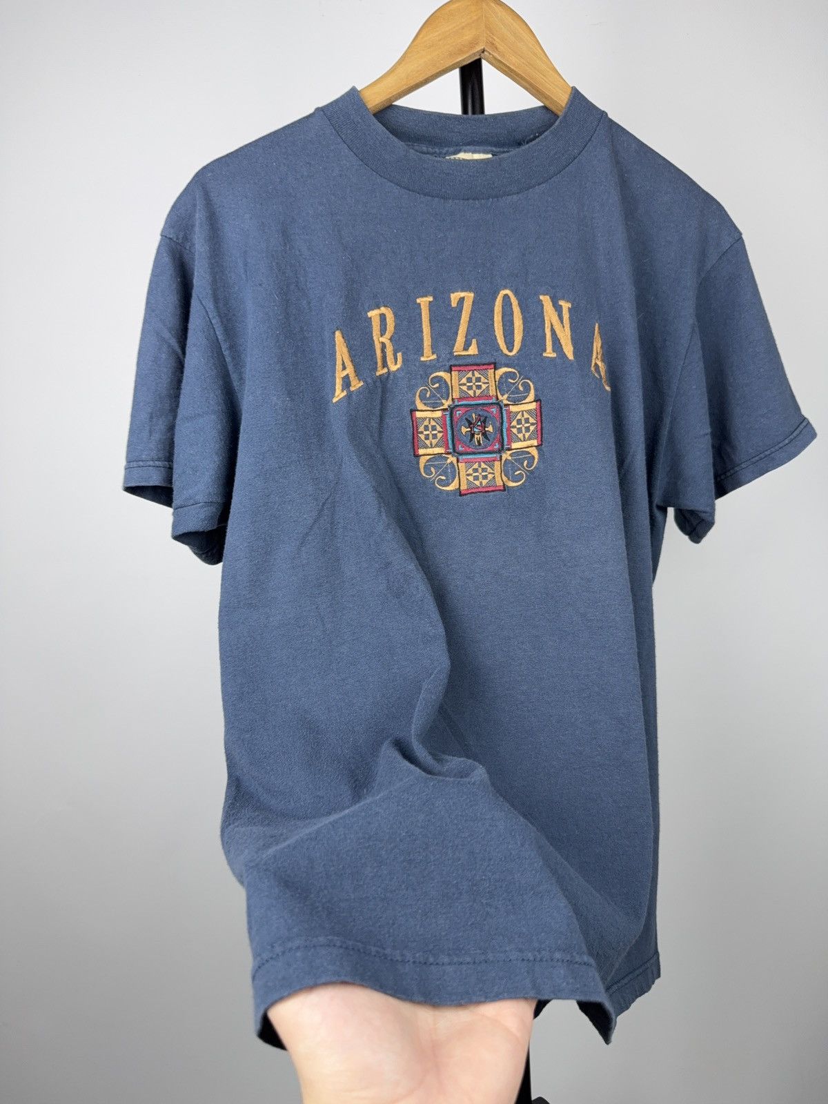 Vintage 90s Vintage Arizona Embroidered Graphic T-Shirt USA Made L Size US L / EU 52-54 / 3 - 7 Thumbnail