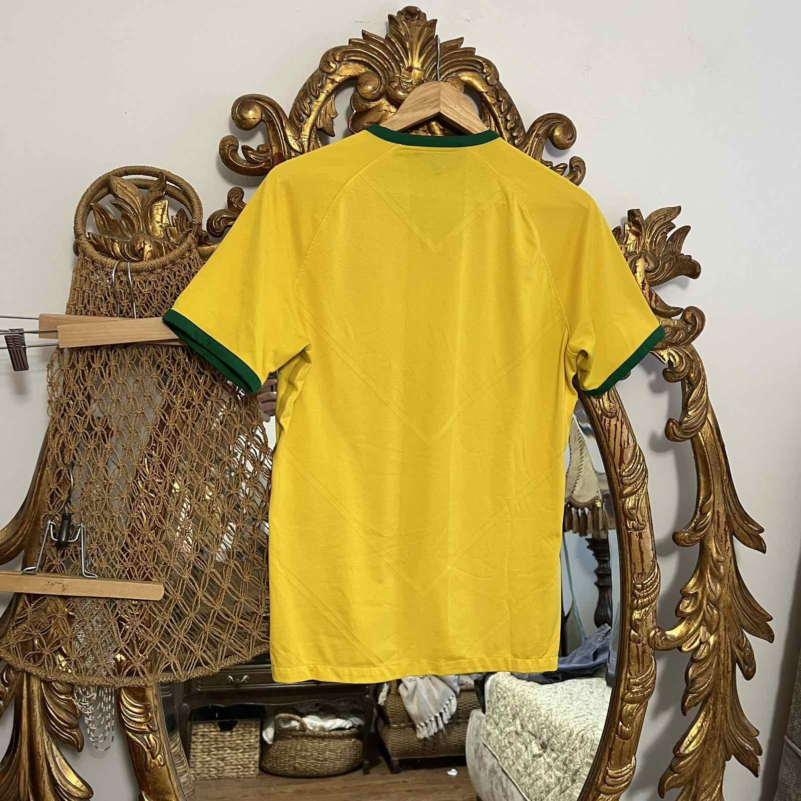 Nike NIKE BRAZIL HOME JERSEY MATCH WORN FIFA WORLD CUP 2014 Size US M / EU 48-50 / 2 - 2 Thumbnail