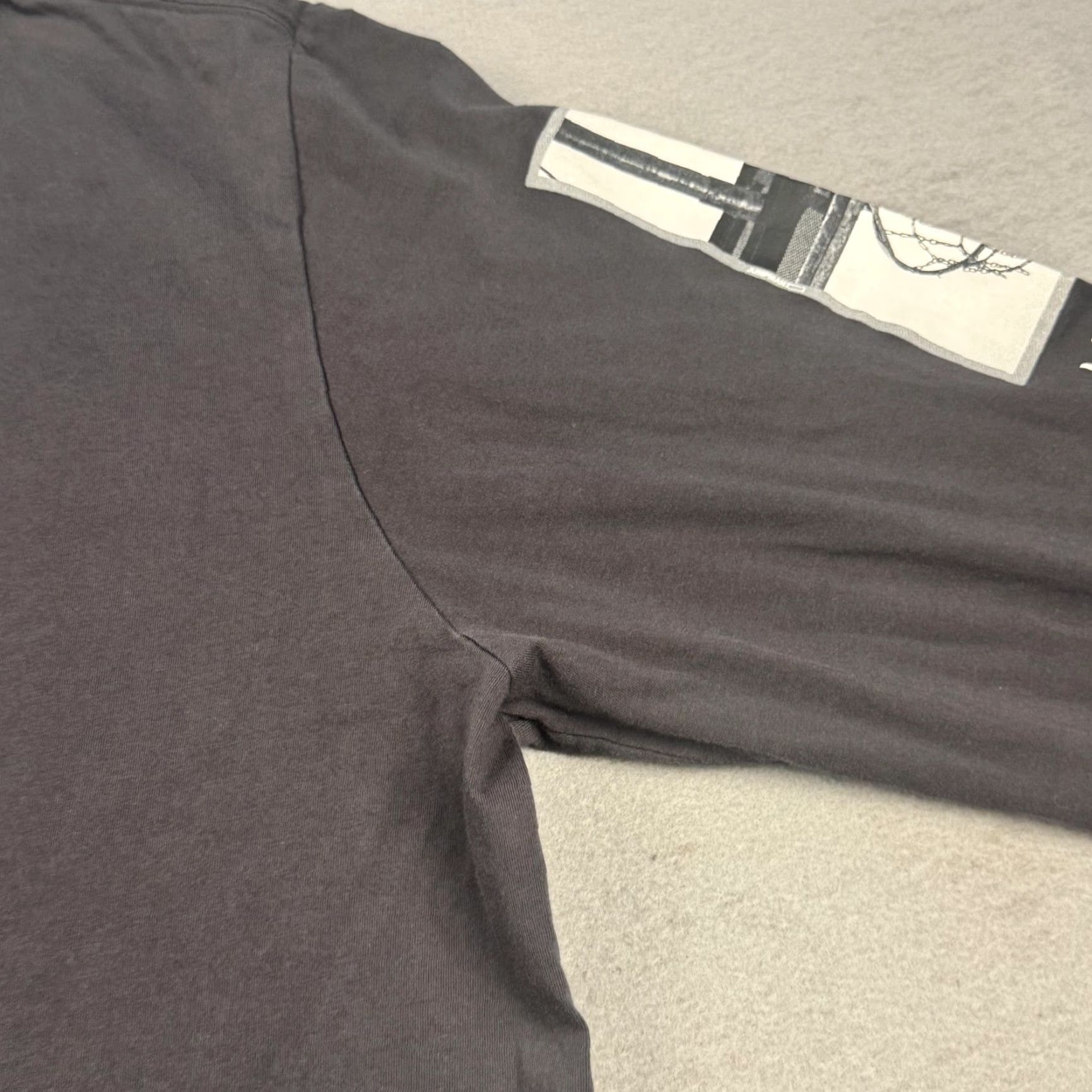 Jordan Brand Jordan Shirt Mens 3XL Black Long Sleeve Graphic Tee Photo Sleeve Nike Size US XXL / EU 58 / 5 - 2 Thumbnail