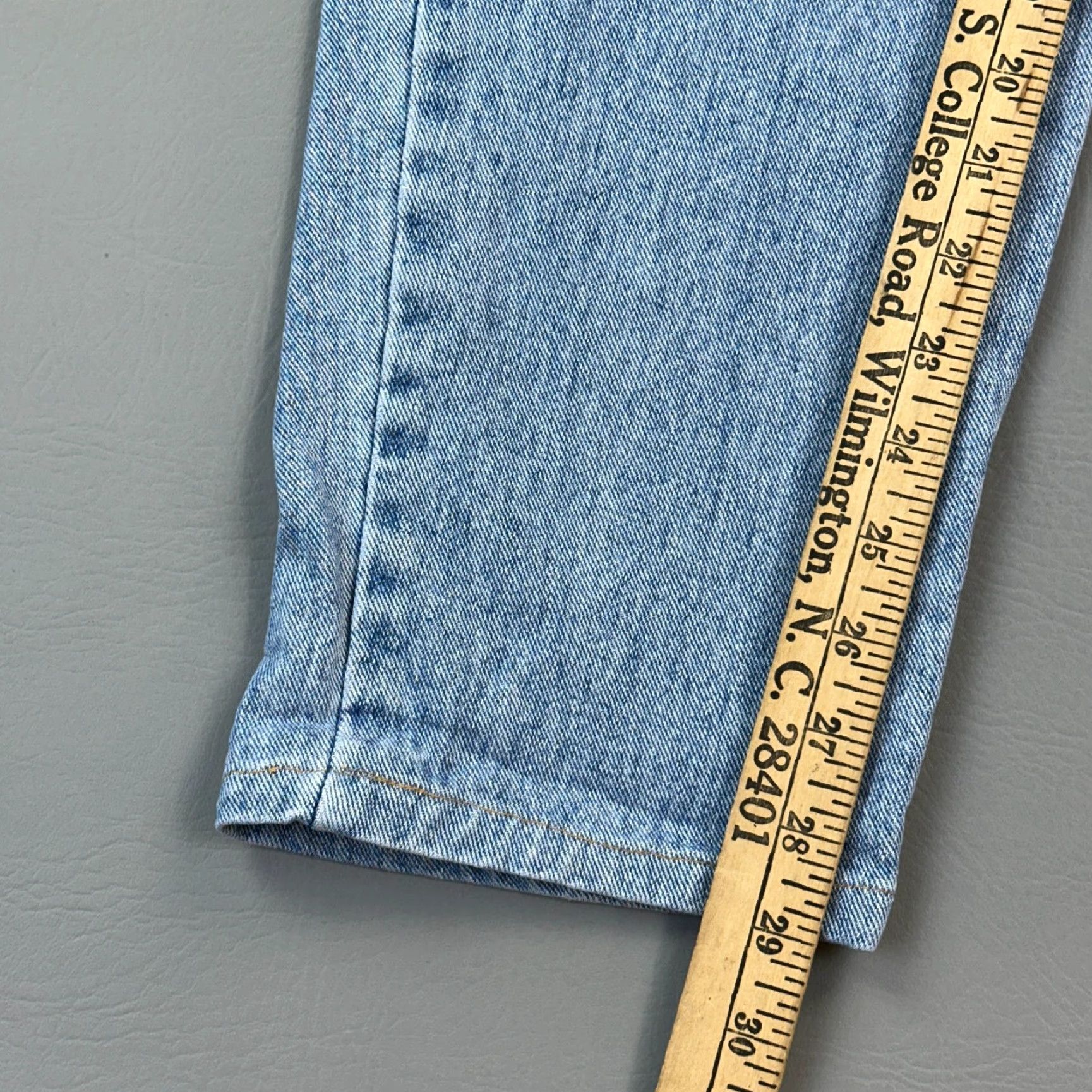 Vintage Vintage New York & Company Jeans Women's 6 Easy Tall Light Wash High Rise Y2K Jeans Mens? Size 28" / US 6 / IT 42 - 3 Thumbnail