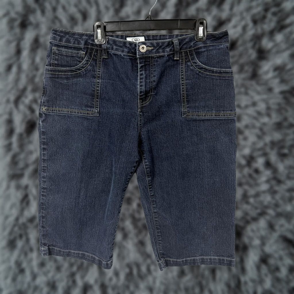 Vintage VINTAGE? No. Cato Bermuda Shorts Womens 16 36x15.5 Denim Shorts Blue 5-Pocket Stretch Casual Summer Womens Size 38" / US 16 / IT 52 - 1 Thumbnail