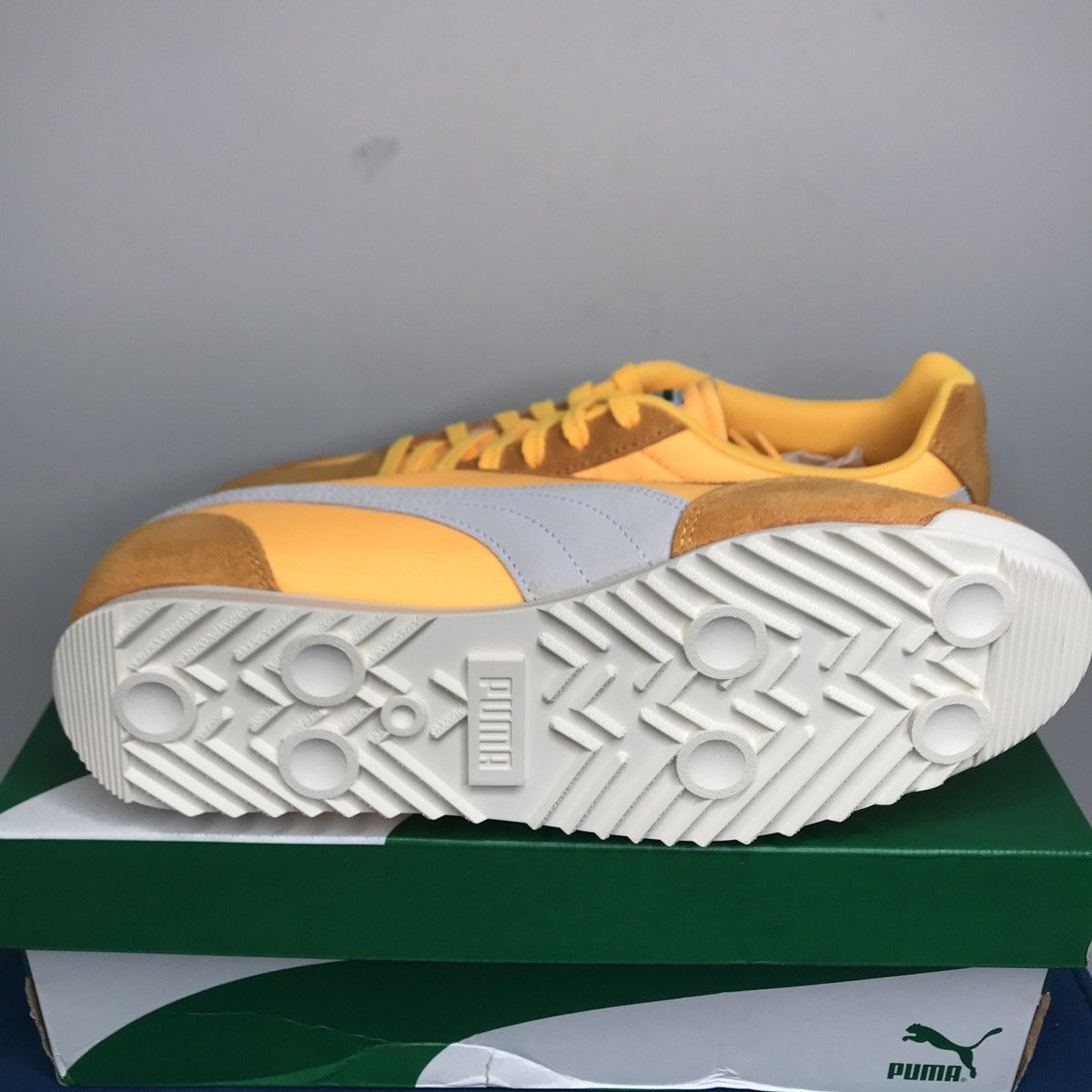Puma Puma Arizona Sneakers Size US 9 / EU 42 - 9 Thumbnail